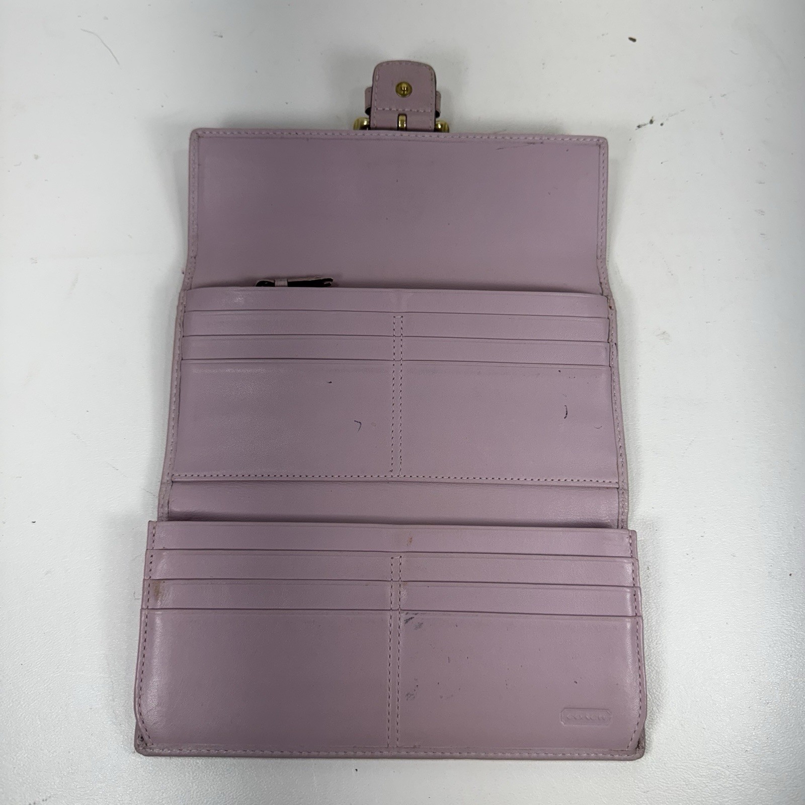 Coach Vintage Soho Purple Lilac Leather Buckle Magnetic Folding Long Wallet
