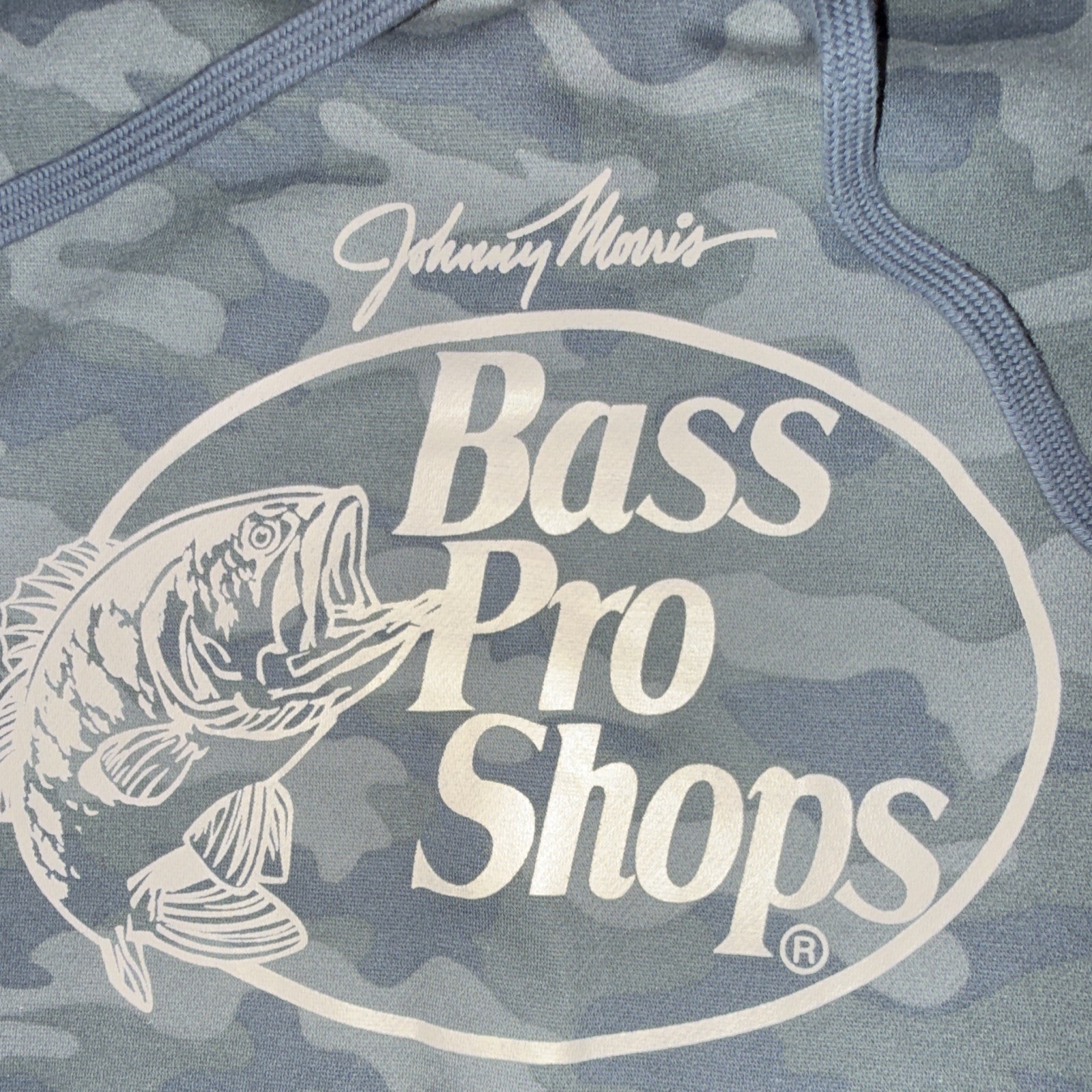 Bass Pro Shops Johnny Morris Men’s Gray Camo Fleece Hoodie Graphic Pockets 2XL