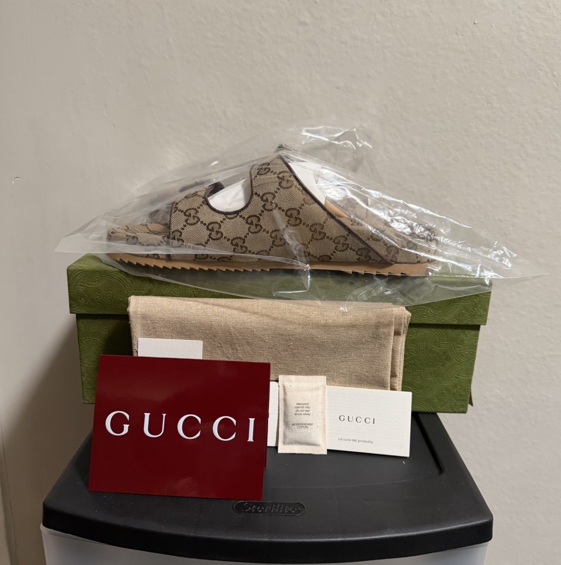 Gucci Strap Slide Sandals In Beige/Ebony GG Canvas Size US 10.5/UK 10 Authentic