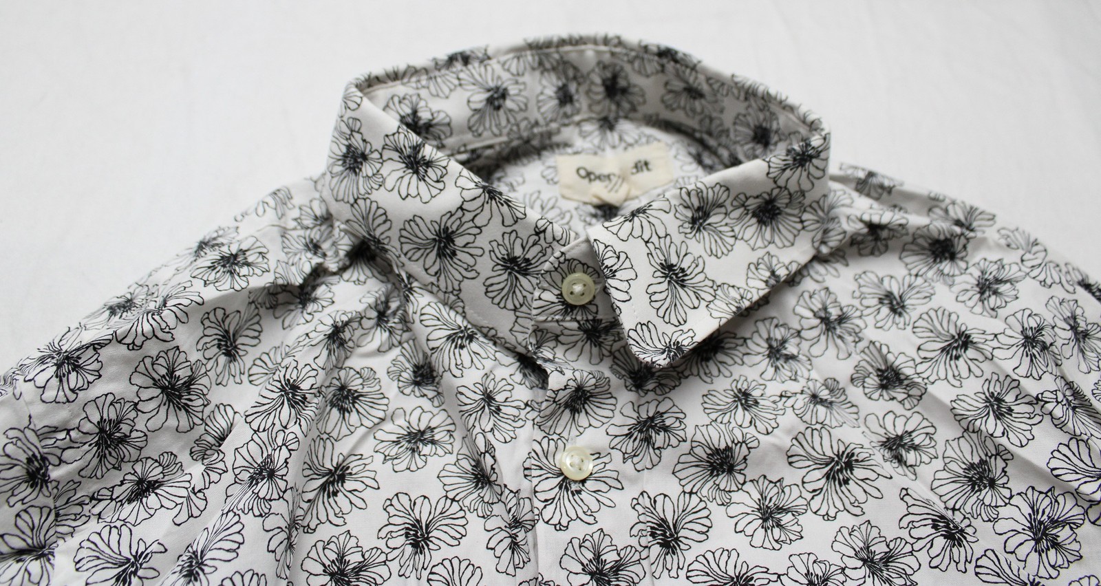 Open Edit Men’s Floral Long Sleeve Button Down Shirt AP2 White Medium