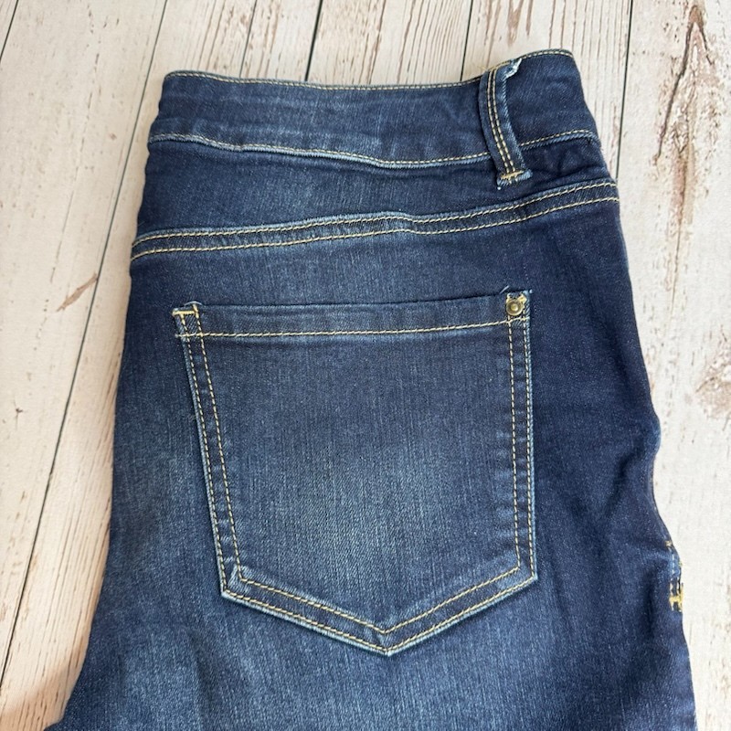 Maurices Everflex High Rise Jeans Womens 12 Reg Tapered Blue Faded Dark Wash