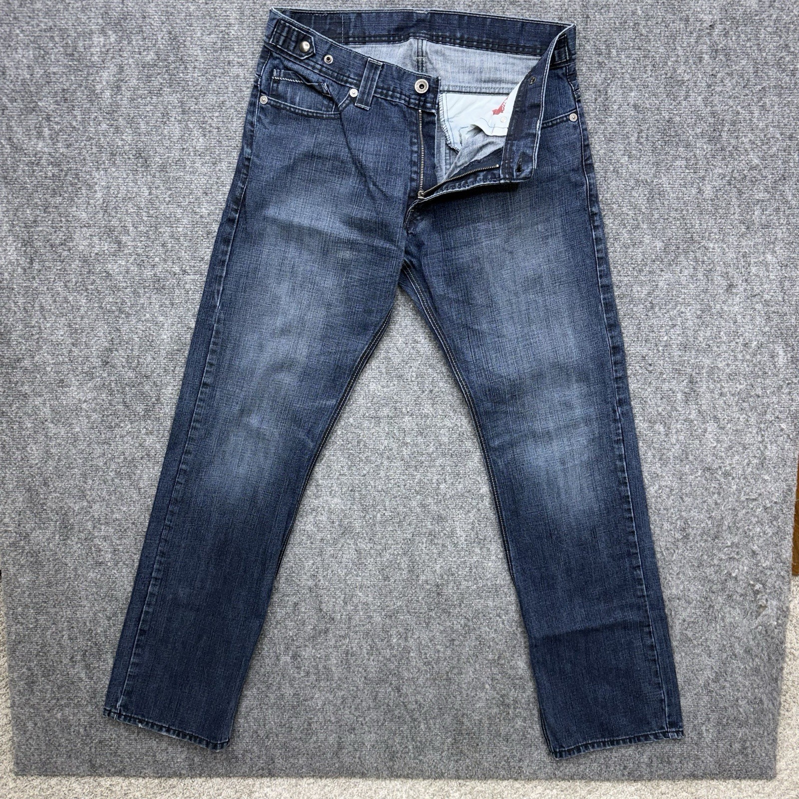 Levis 514 slim straight jeans zipper back pockets men’s size 34 34×34