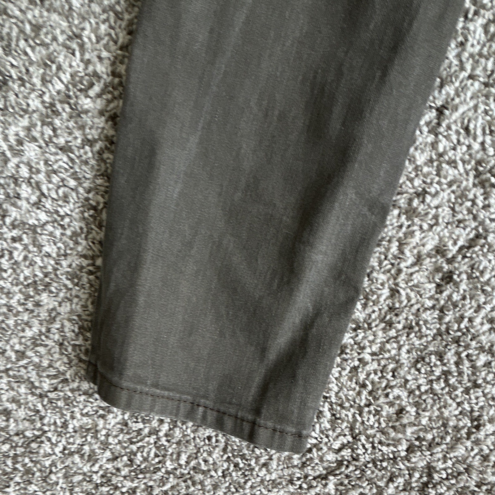 Levi’s Men’s Slim Fit Gray Dark Wash Denim Jeans Low Rise 5-Pocket Zip Fly