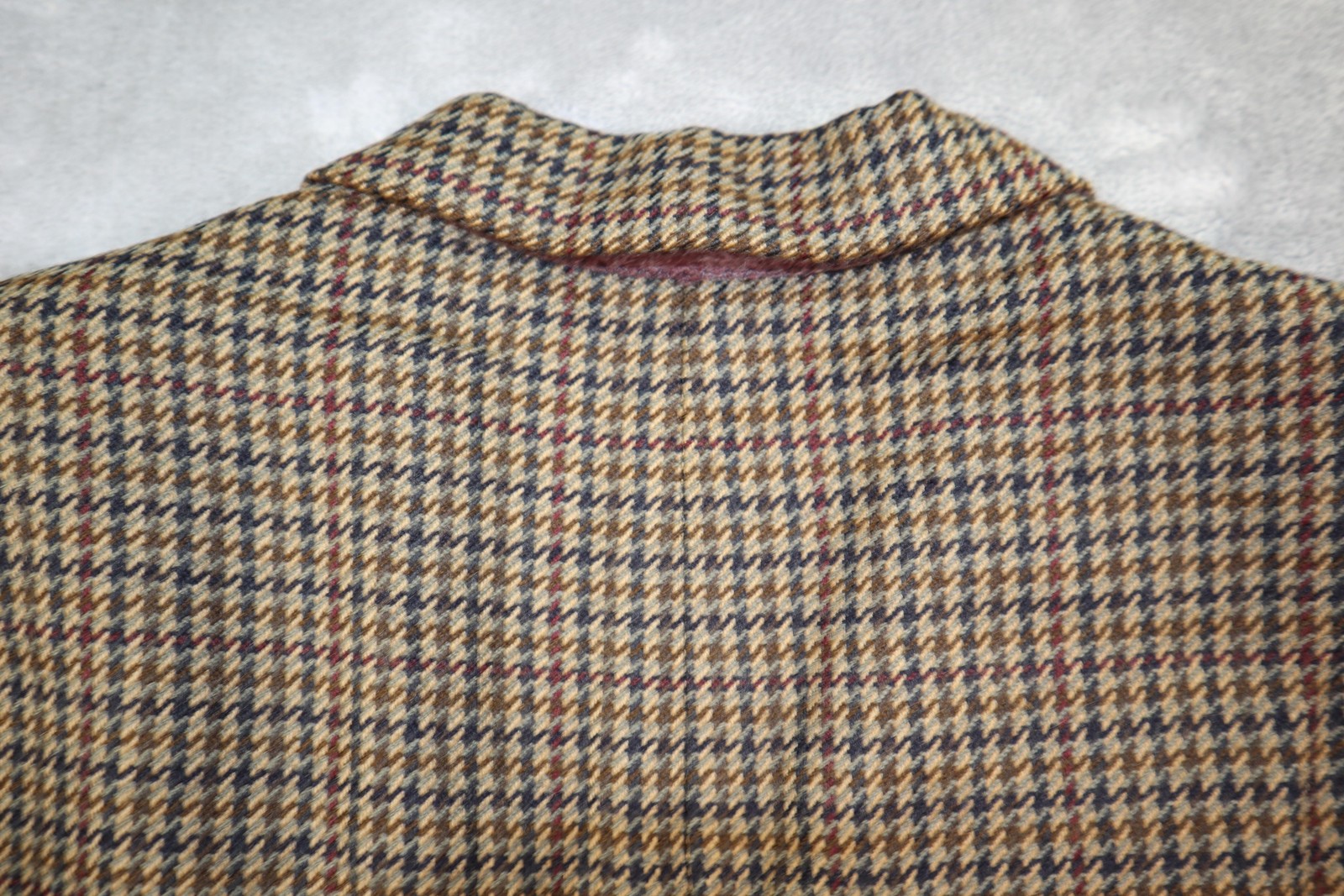 Tommy Hilfiger Sport Coat Men’s Medium Hounds Tooth Tweed 3 Button Notch Lapel