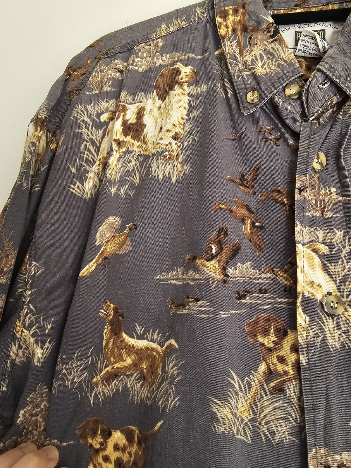 Michael Austin Vintage 100% Cotton Hunting Dog & Duck Print Shirt Size Medium
