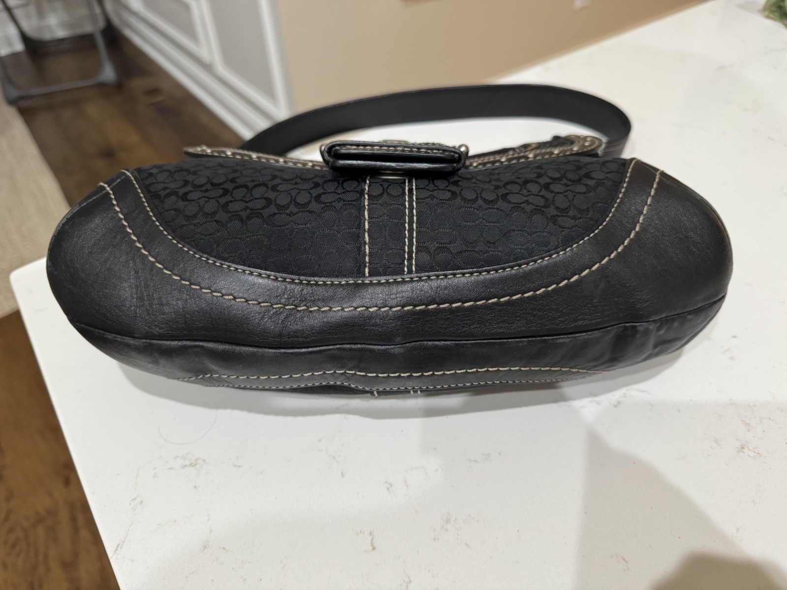 COACH Soho Signature Studs Black Suede Shoulder Bag Authentic Rare Y2K