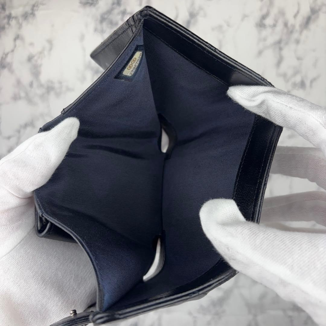 163 CHANEL Matelass lambskin tri fold wallet