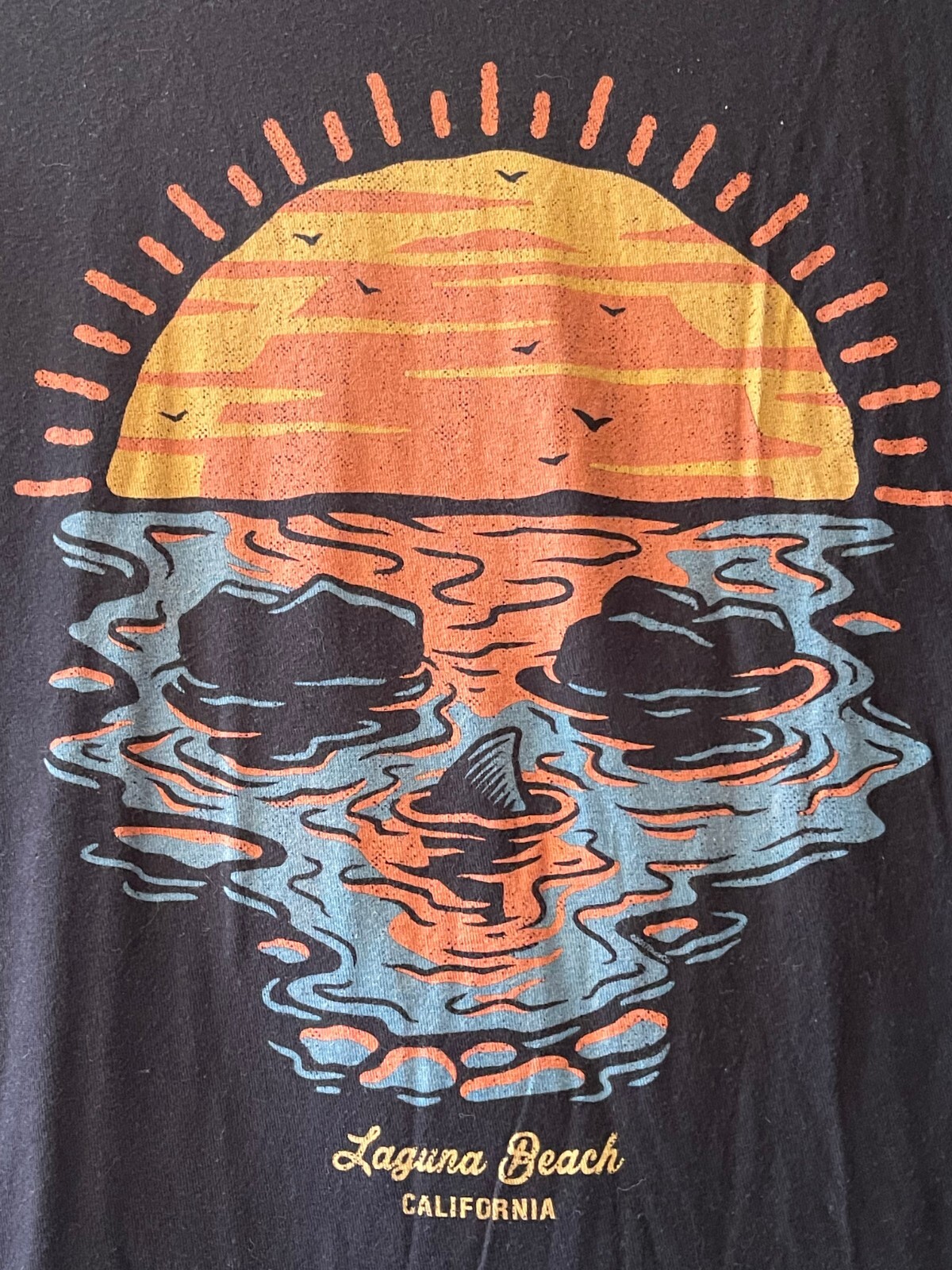 THE DUCK CO., LAGUNA BEACH, CALIFORNIA, SKULL TEE SHIRT, S, 100% COTTON, EUC