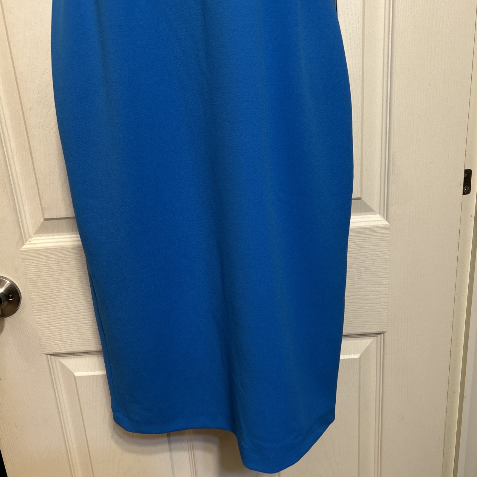 Maggy London Blue Tie Neck ocean blue Dress RN 58142 NWT Women’s Size 0