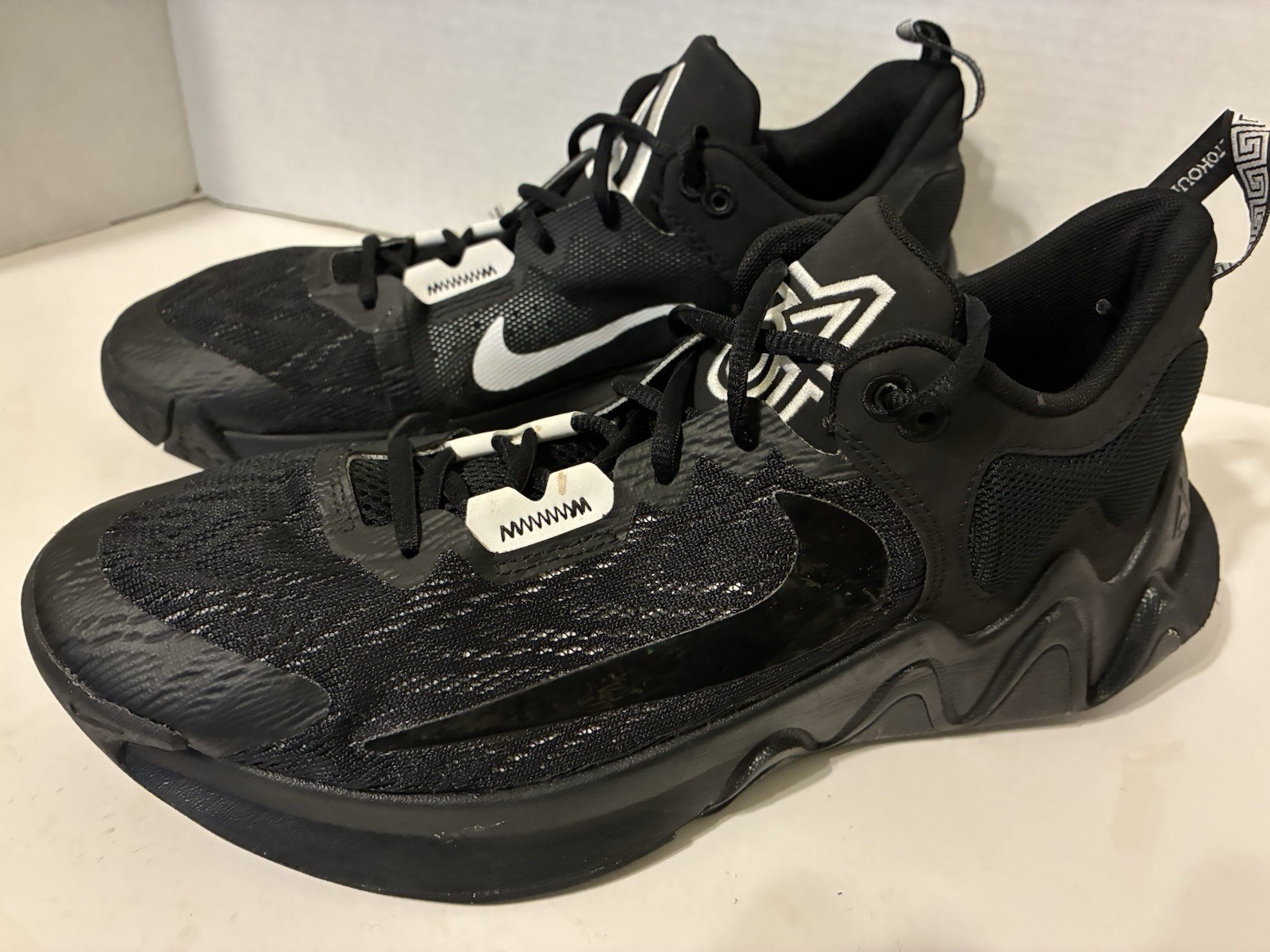 Nike Giannis Immortality 2 Black Holographic Shoes Sneakers DM0825-002 Men 9