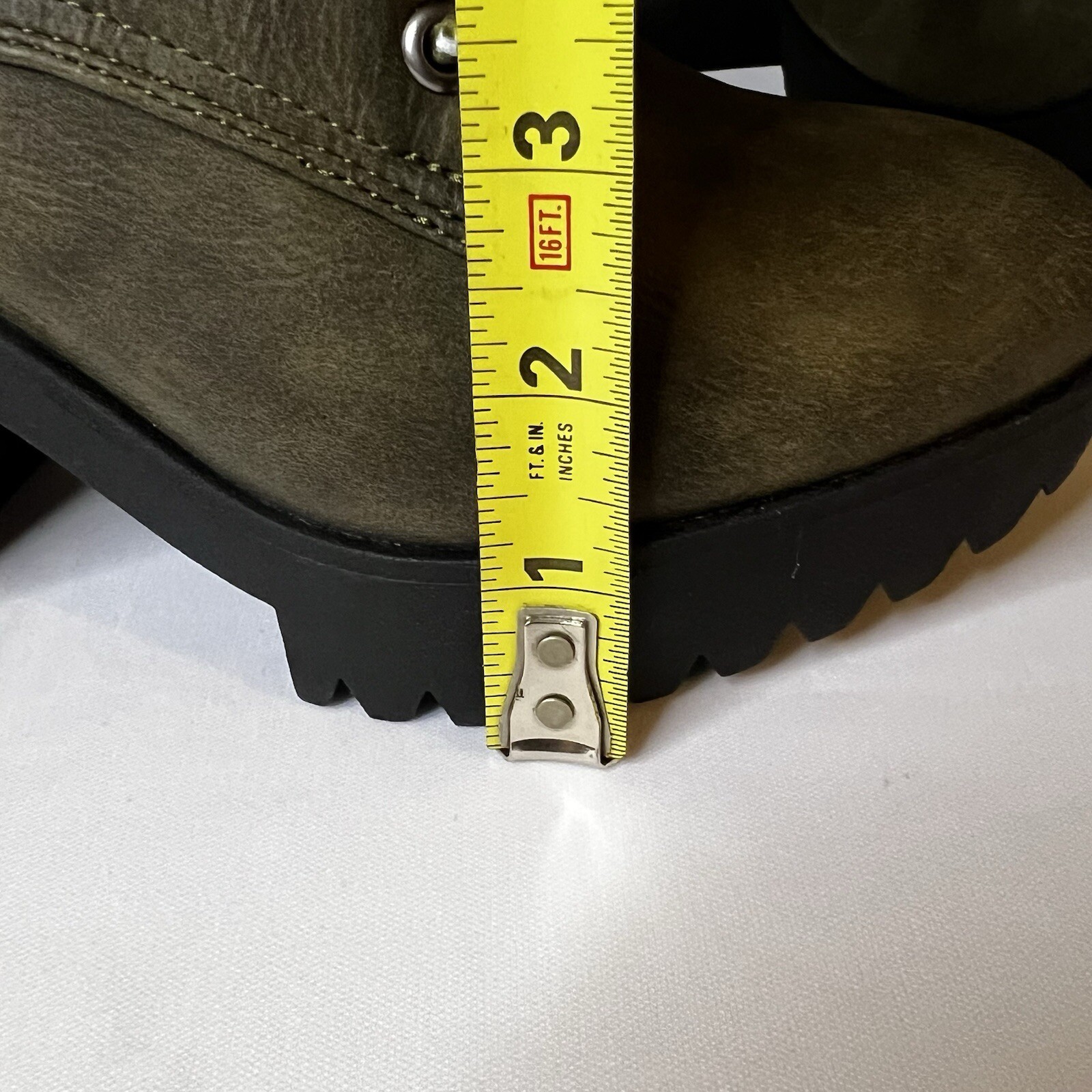 NWB Seven7 Flatiron Ankle Boots Olive Lug Sole Man-Made Materials 3.5″ Heel 8