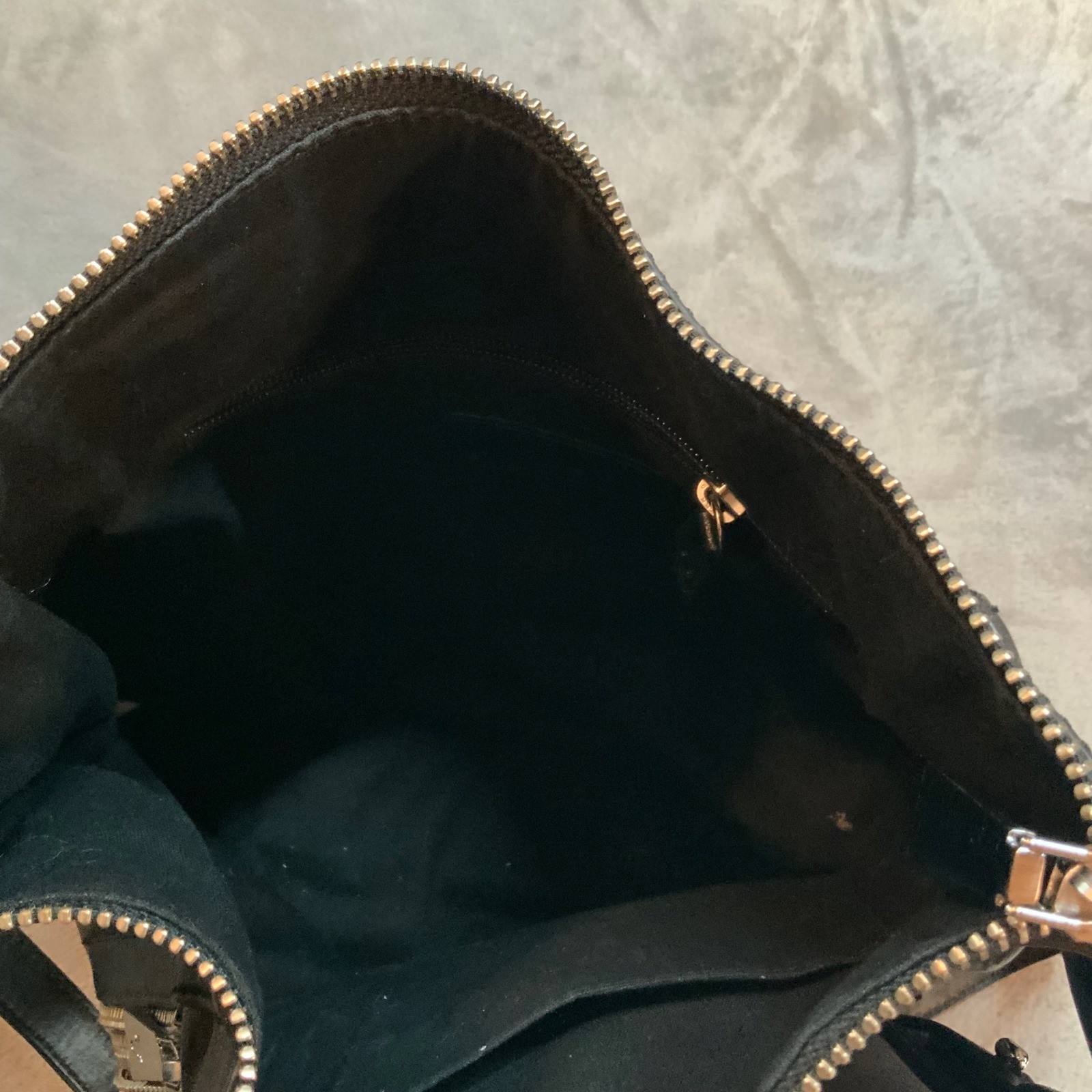 Frye Lena Zip Hobo Black Leather Crossbody Shoulder Bag Handbag 12×13.5in