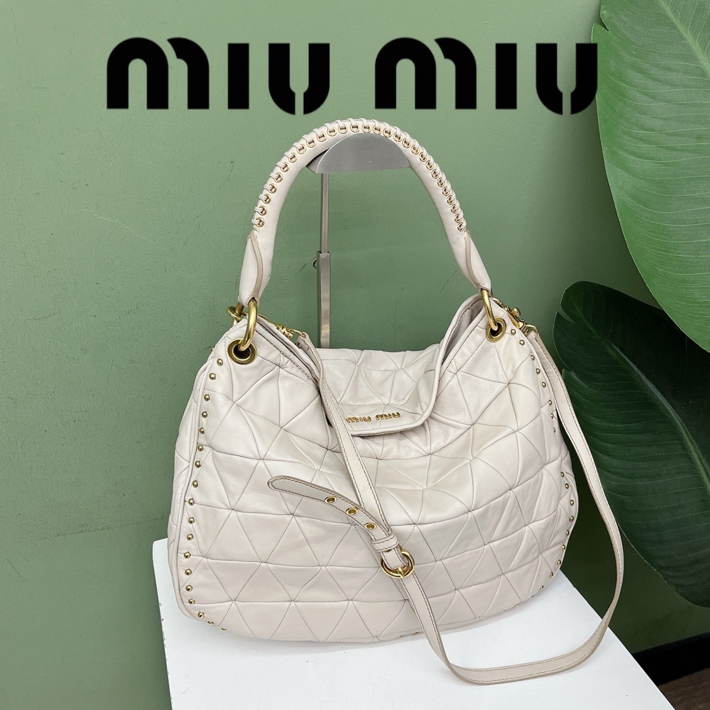 Miu Miu Pre-Owned Authentic Crossbody Bag 37*32*12 Free Tracked Shipping