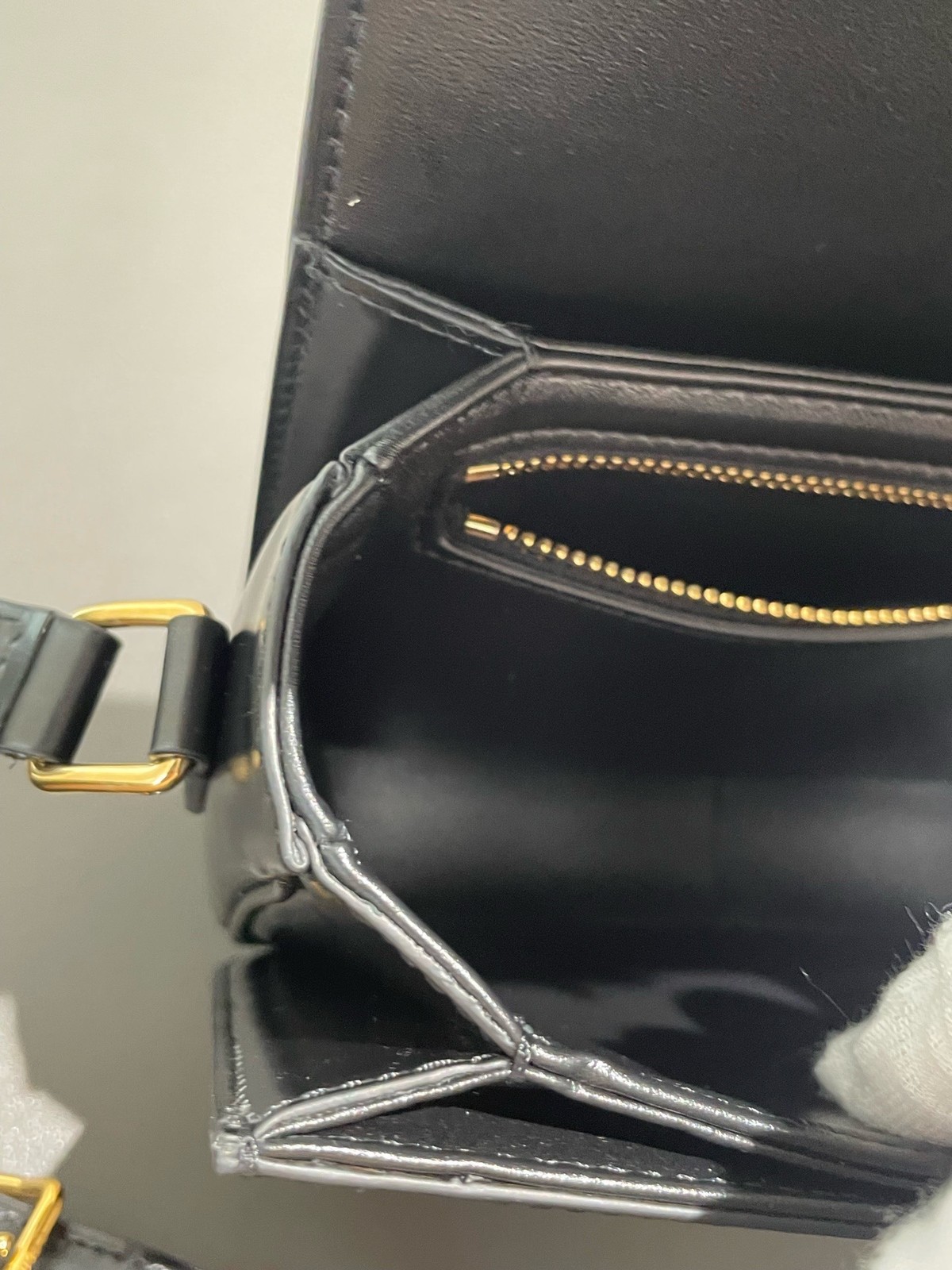 Celine Pre-Owned Authentic Saddle Bag 18*15cm Leather Free Tracked Shipping