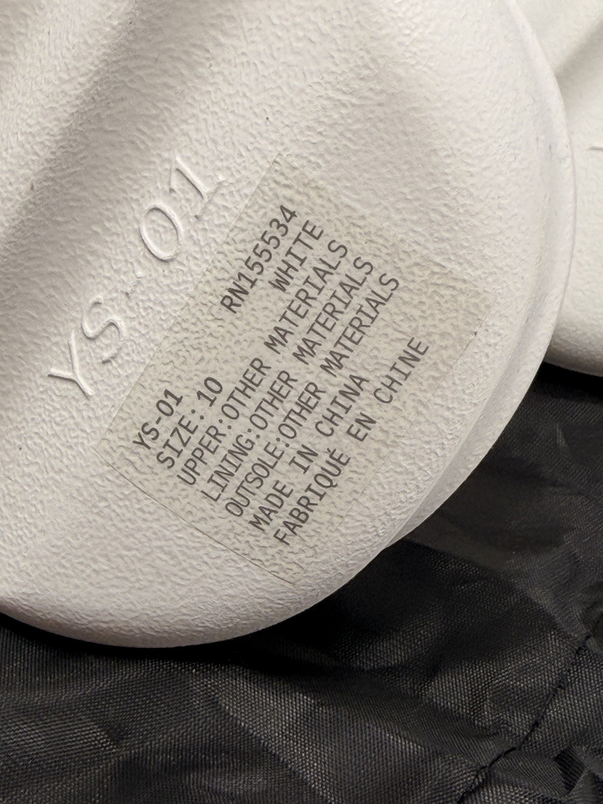New YZY Slides White in Storage Bag Yeezy Slides Men’s YS-01 2026 YZY Size 10