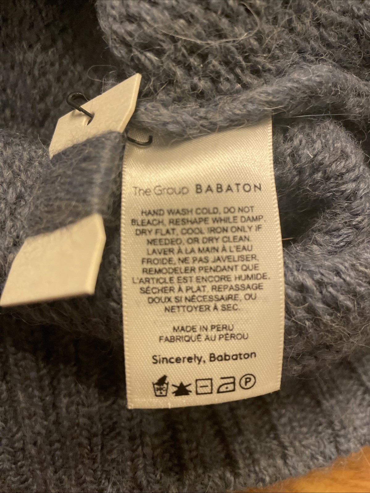 The Group Babaton Day Off Sweater Oversized Crewneck 100% Alpaca Blue XXS NWT