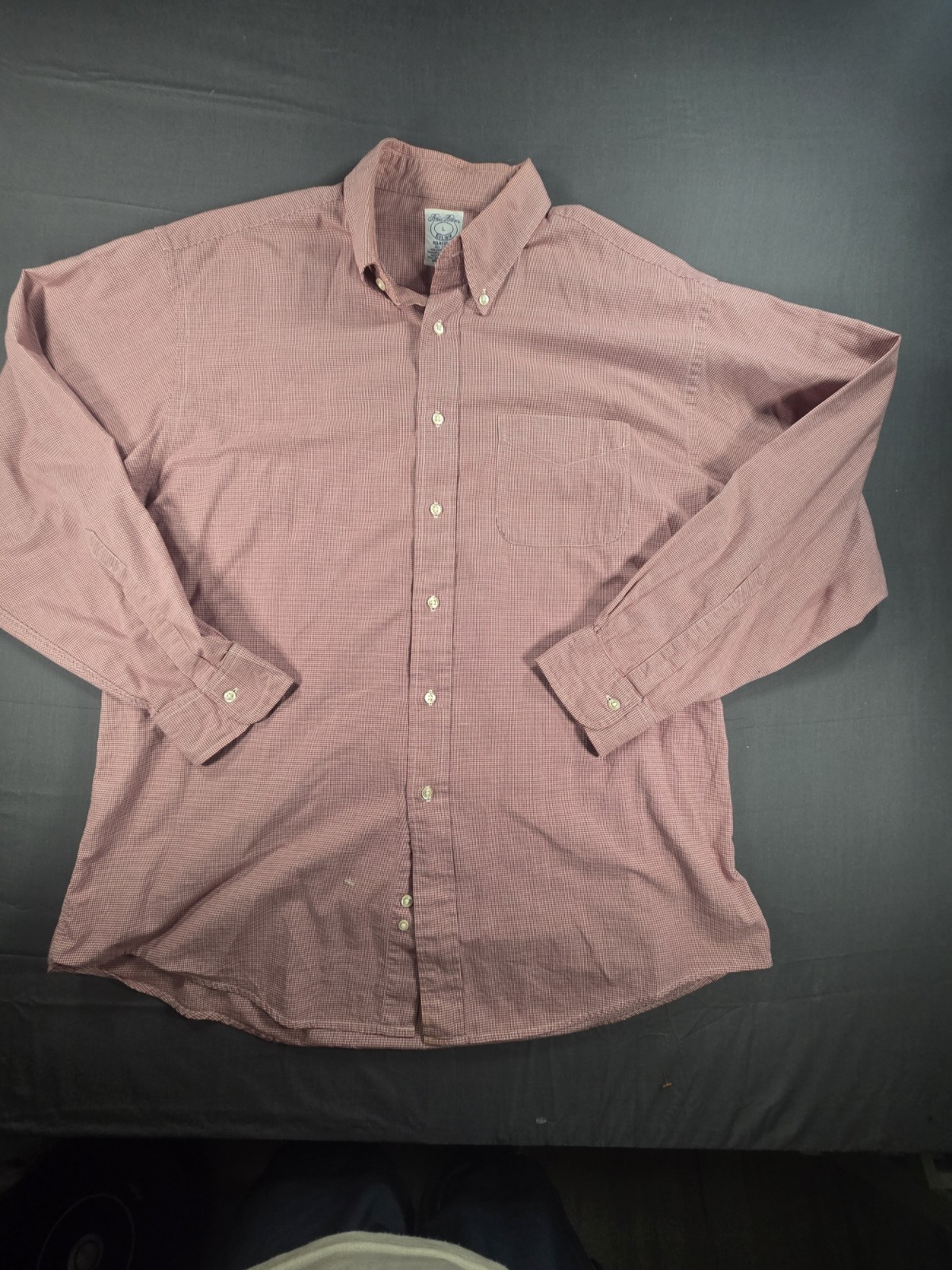 Brooks Brothers Shirt Large Men’s Relaxed Fit Red Gingham Cotton Button Down