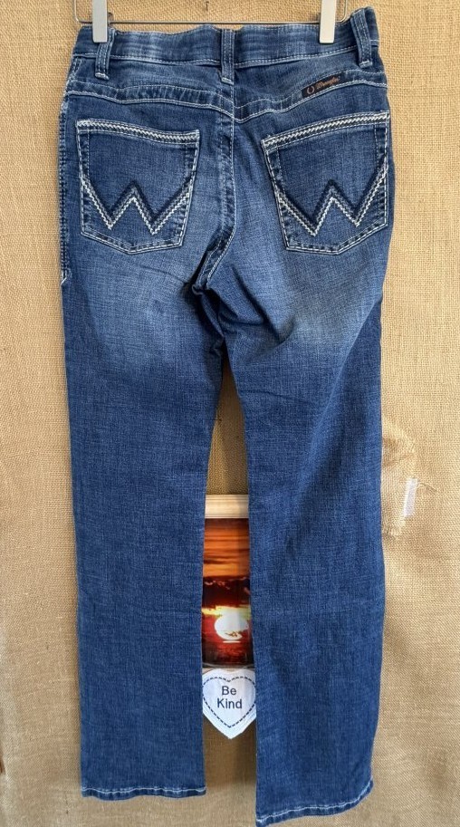 Wrangler Willow women’s 5/36 W27 L 36 blue stretch regular straight zip