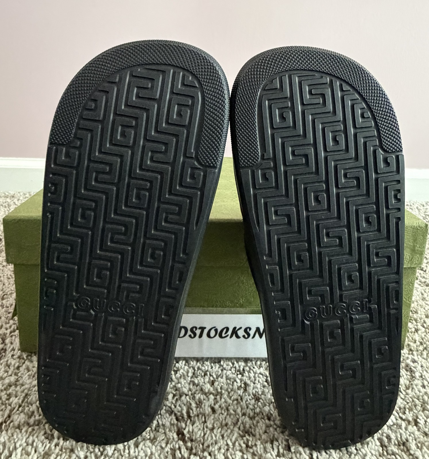 GUCCI Web Slide Sandal Black Green Red 780286 J8700 1025 Size GUCCI 8/Men’s 8-9