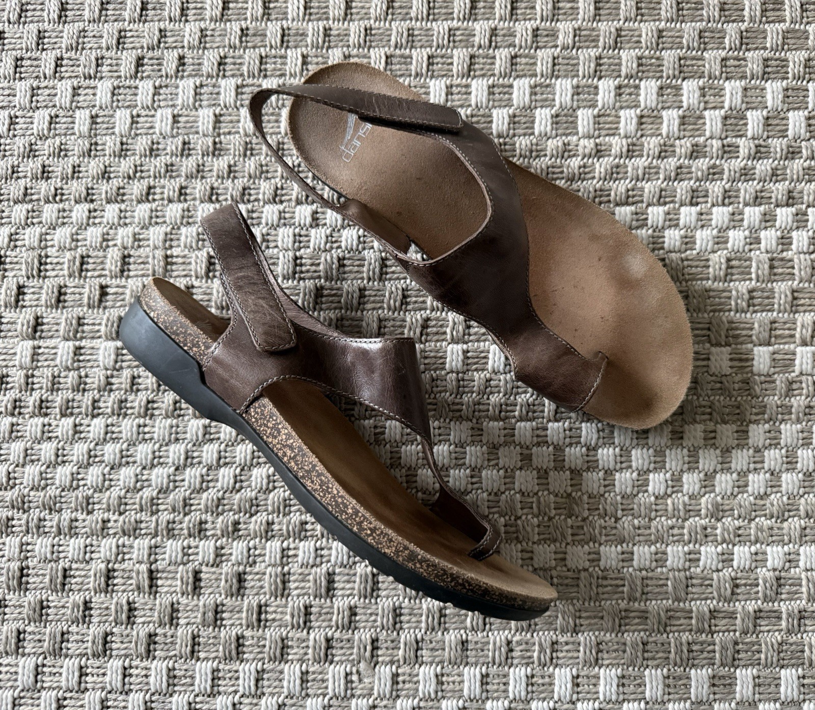 DANSKO Reece Thong Flat Slingback Sandals 40 9.5 10 Brown Waxy Burnished Leather