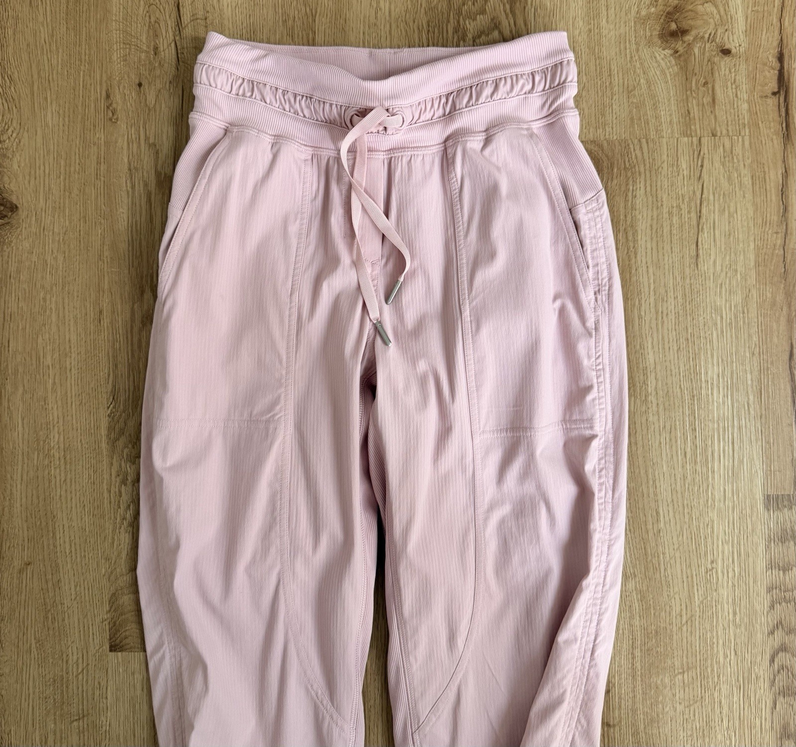 Lululemon Dance Studio Mid-Rise Cropped 25″ Pants Light Pink Peony Size 2