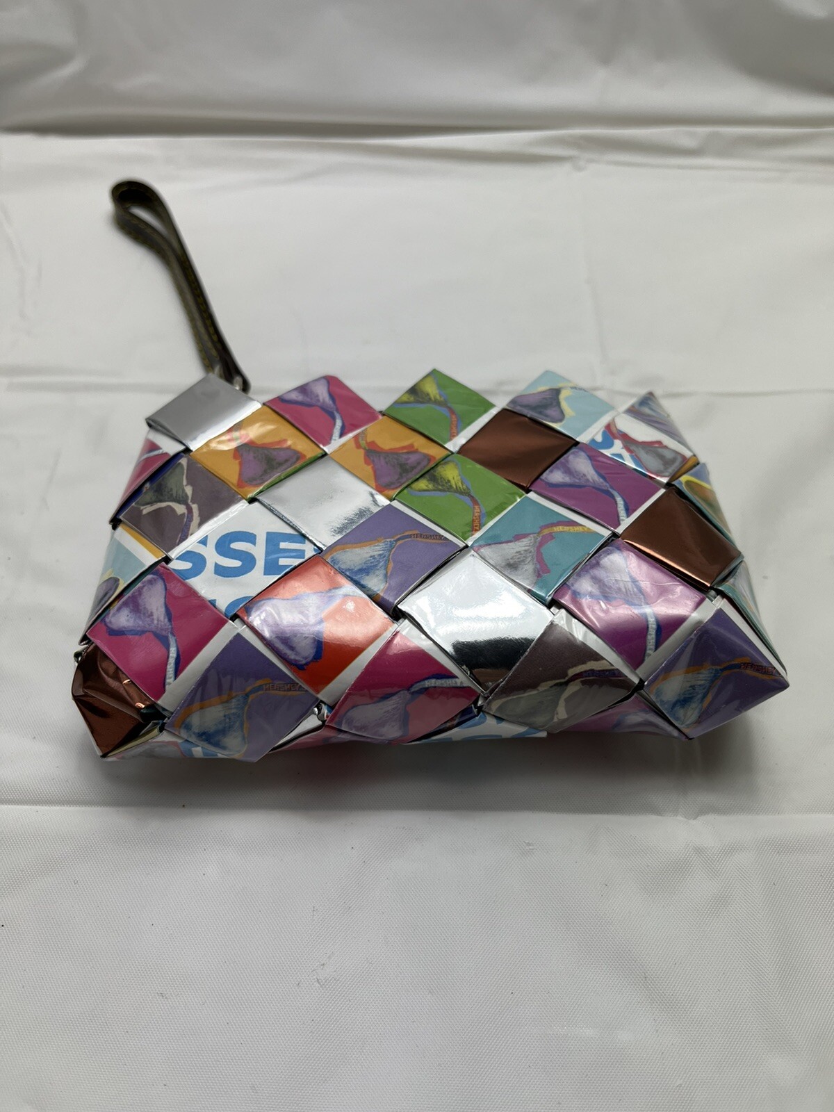 Festive “Kisses” Nahui Ollin Recycled Multicolored Pouch EUC 6” x 3.5”