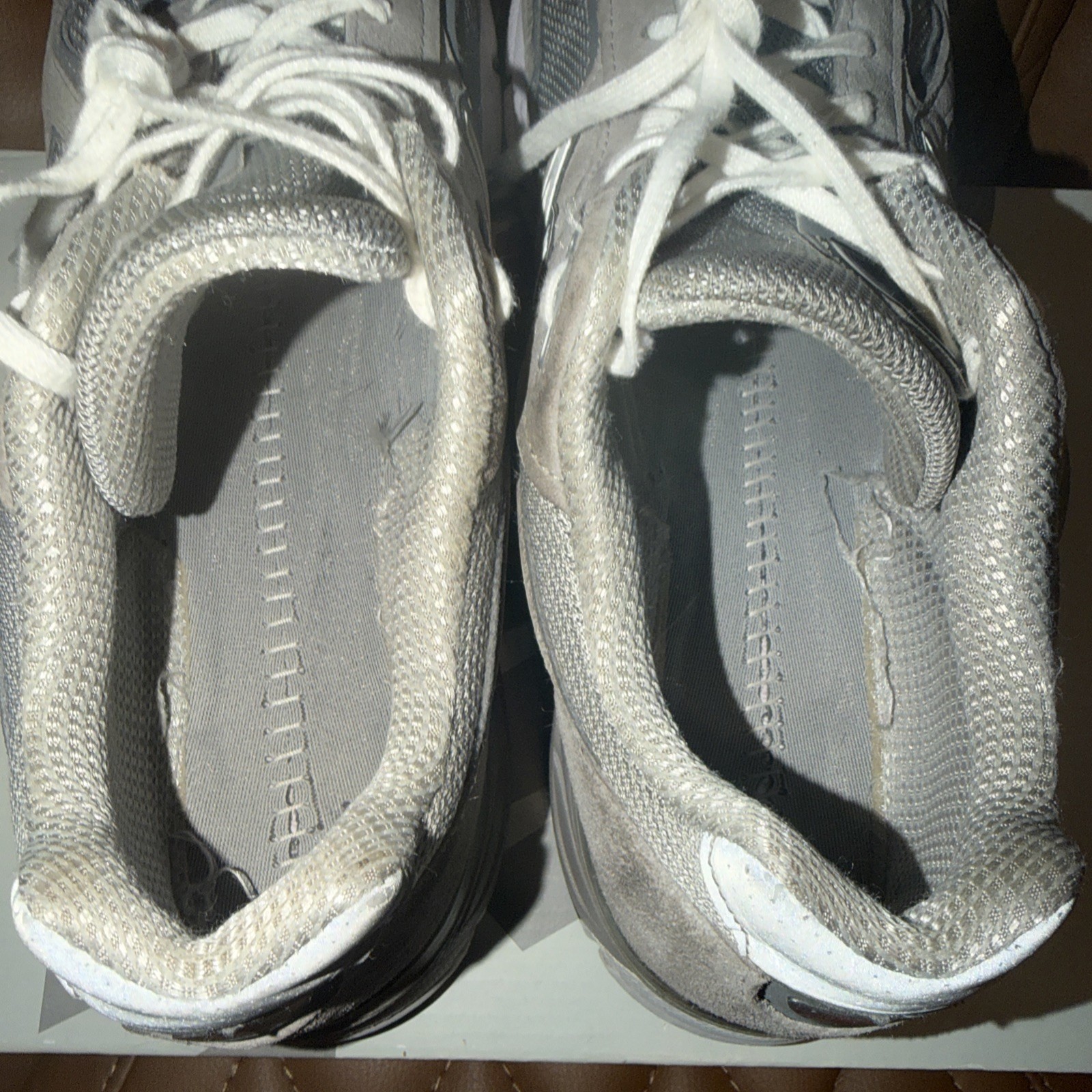 New Balance 990V4 Men Size 12 D Made In The USA Grey Silver Running Shoe U990GR4