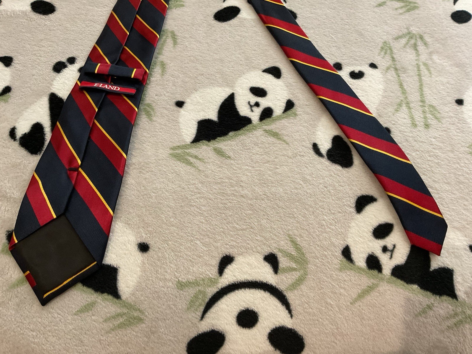 E Land Men’s Tie 3.25″ Red Navy Yellow Repp Stripe Necktie Logo