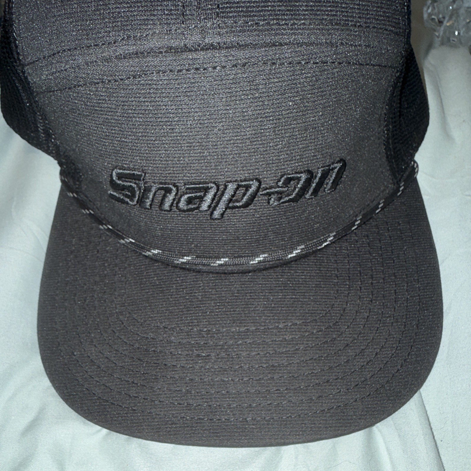 Snap-on Black Mesh Back Trucker Baseball Cap, Solid, Size L Unisex Adults