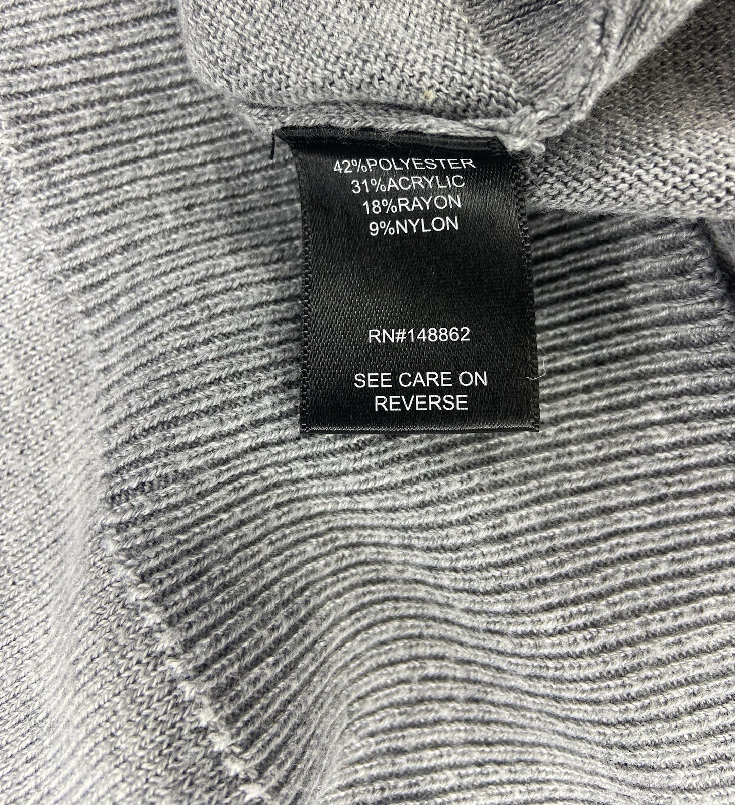 Torrid women’s Sz:1 Gray Knit Sweater Pink space dye heart Pullover Plus Size