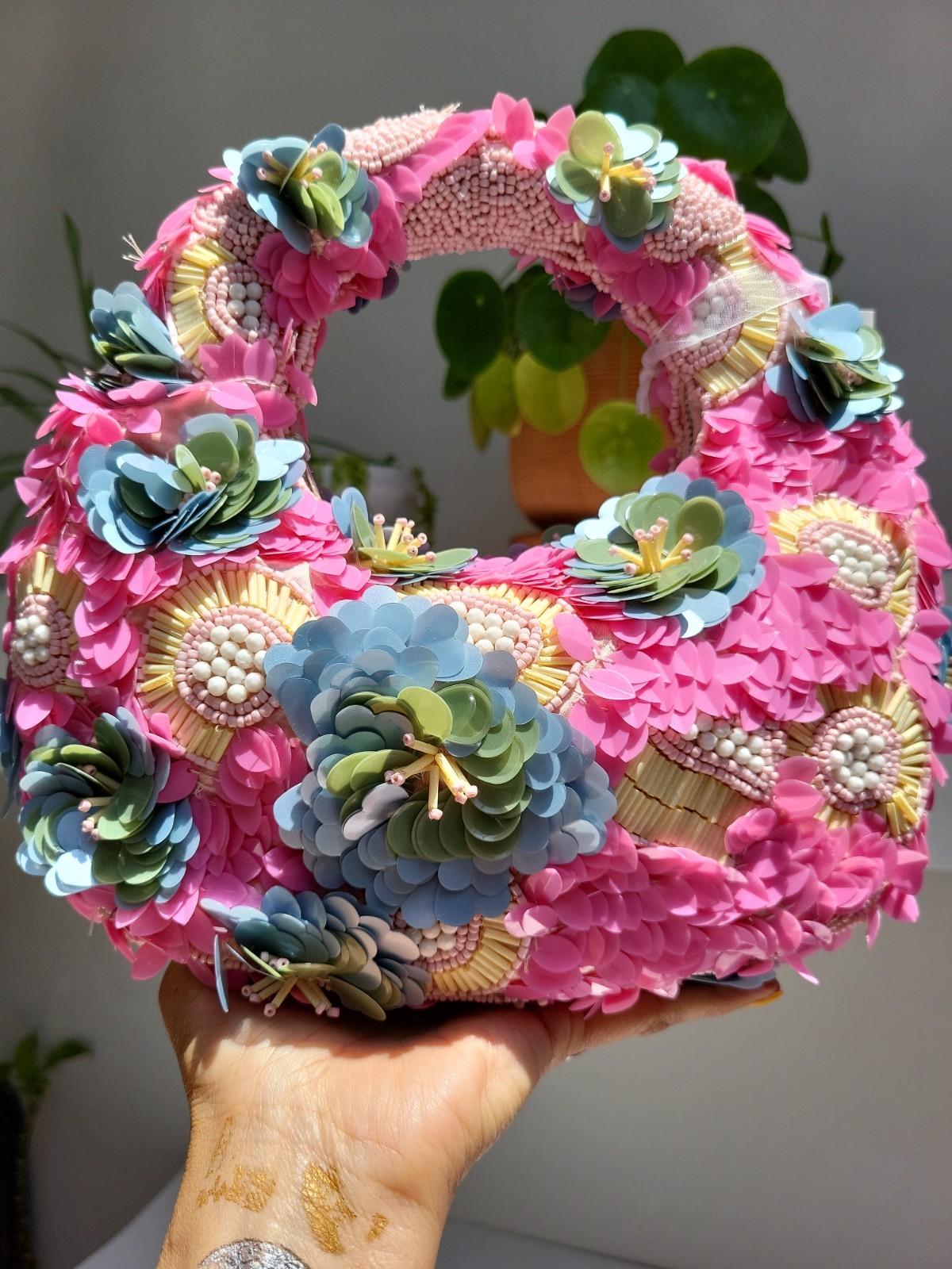 NWT Viral HANDCRAFTED IN INDIA Pink Floral Garden 3D Appliqué Flowers Beaded Bag