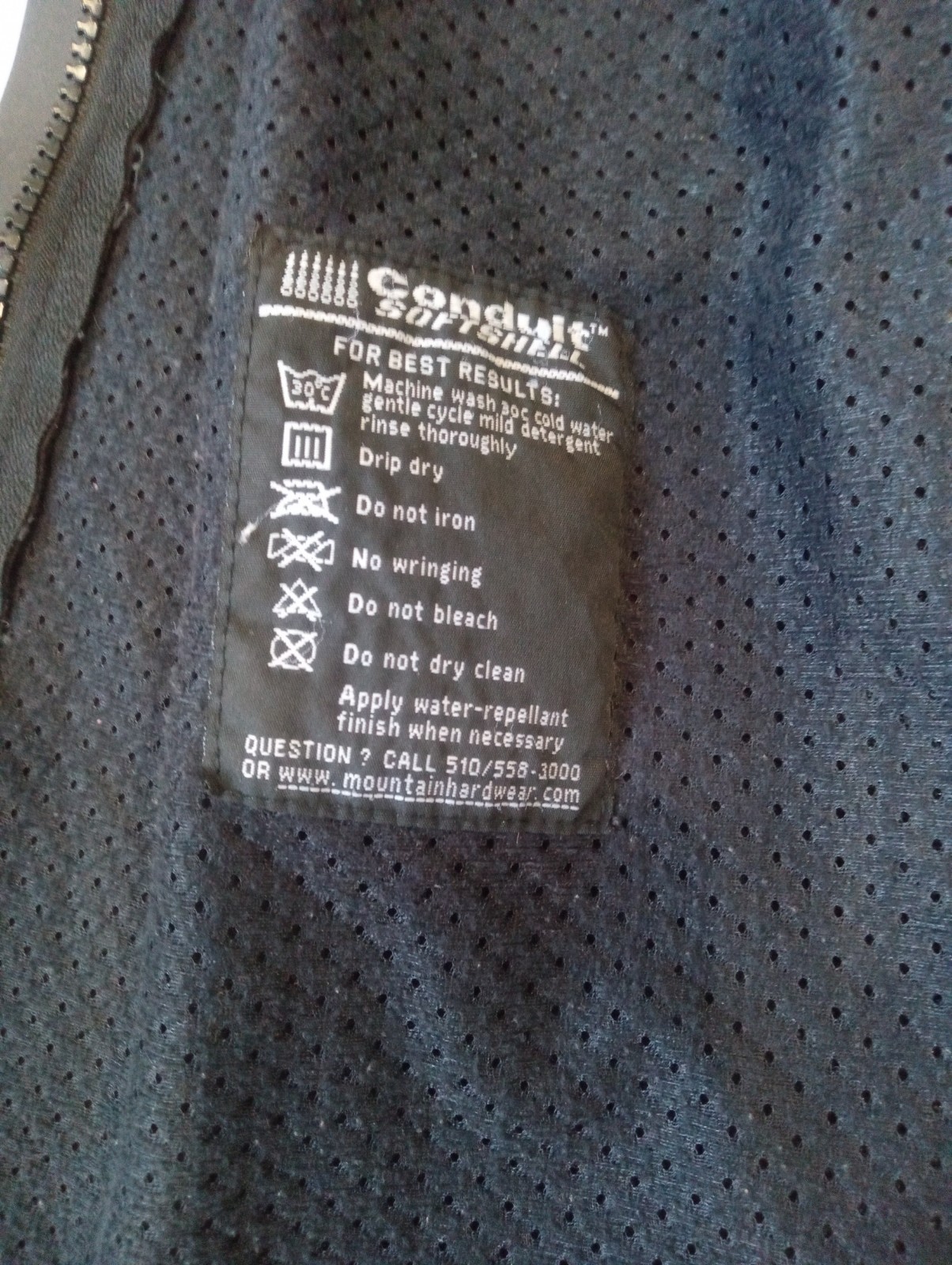 Vintage Mountain Hardwear Conduit Softshell Jacket sz M Women’s Gray Packable