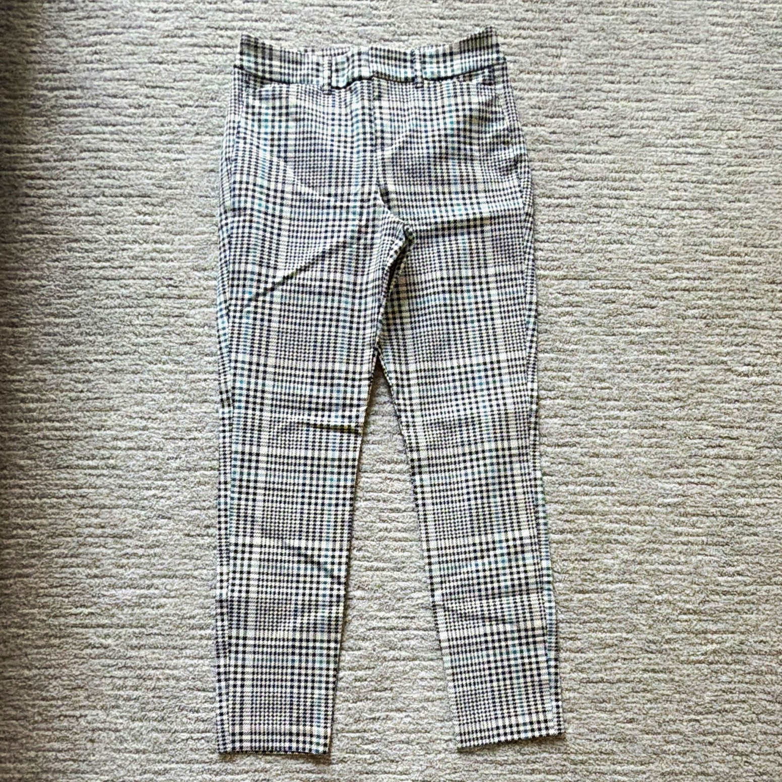 Old Navy Women’s Plaid Skinny Stretch Dress Pants Black/White/Blue Inseam 28″