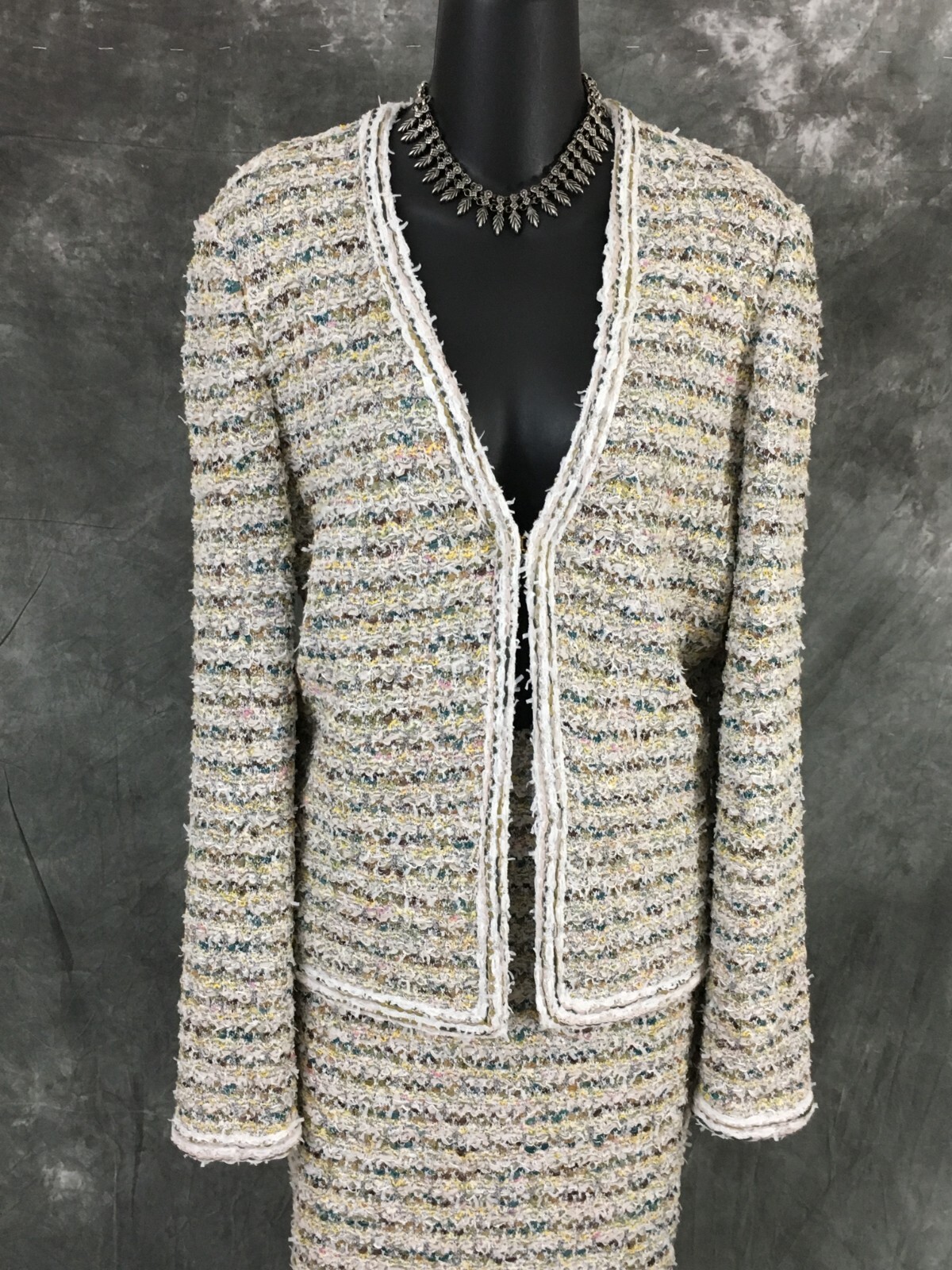 NEW BEAUTIFUL St John knit green white pink yellow multi skirt suit size L 10