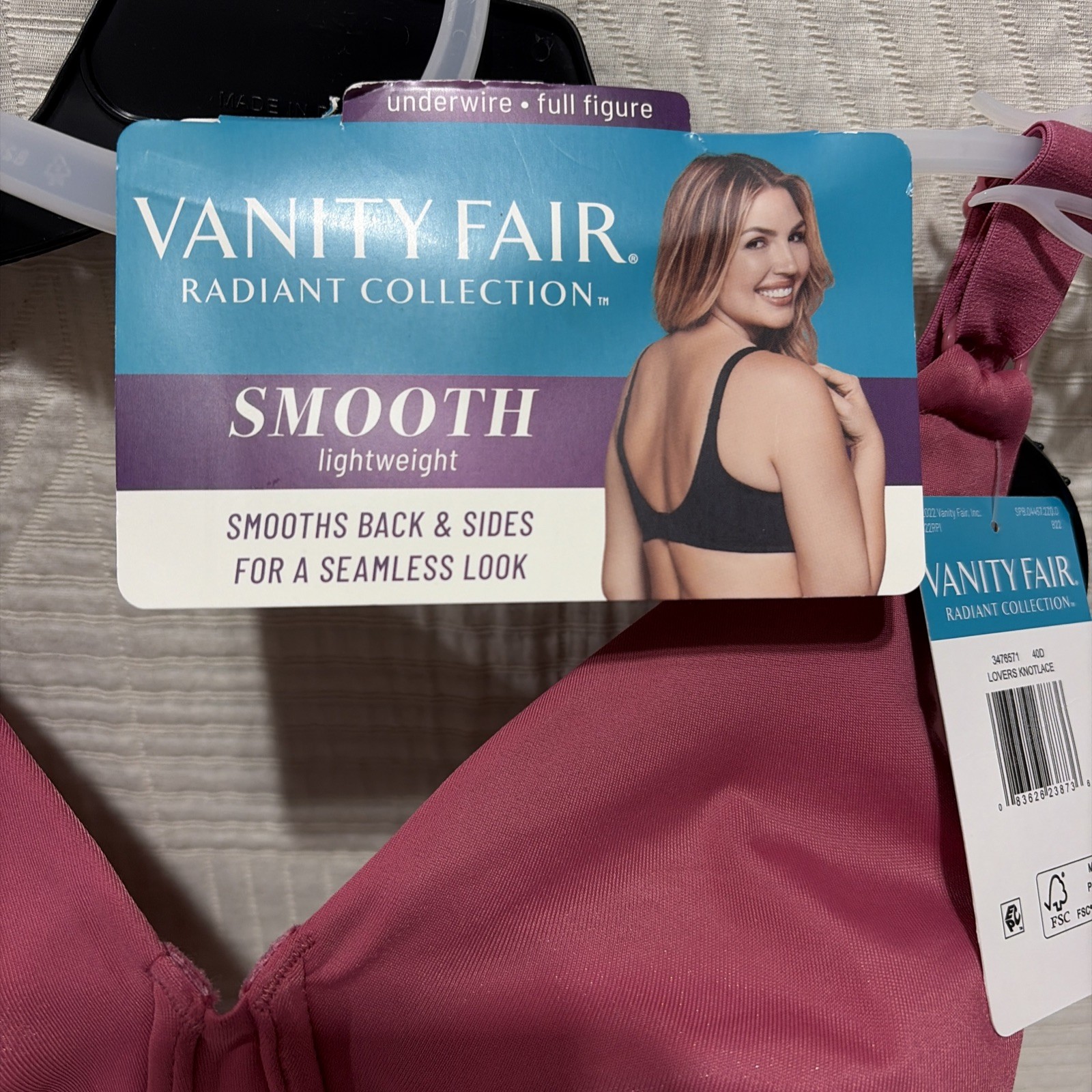 Vanity Fair Radiant Collection 40 D Lovers Knit lace. New 76571