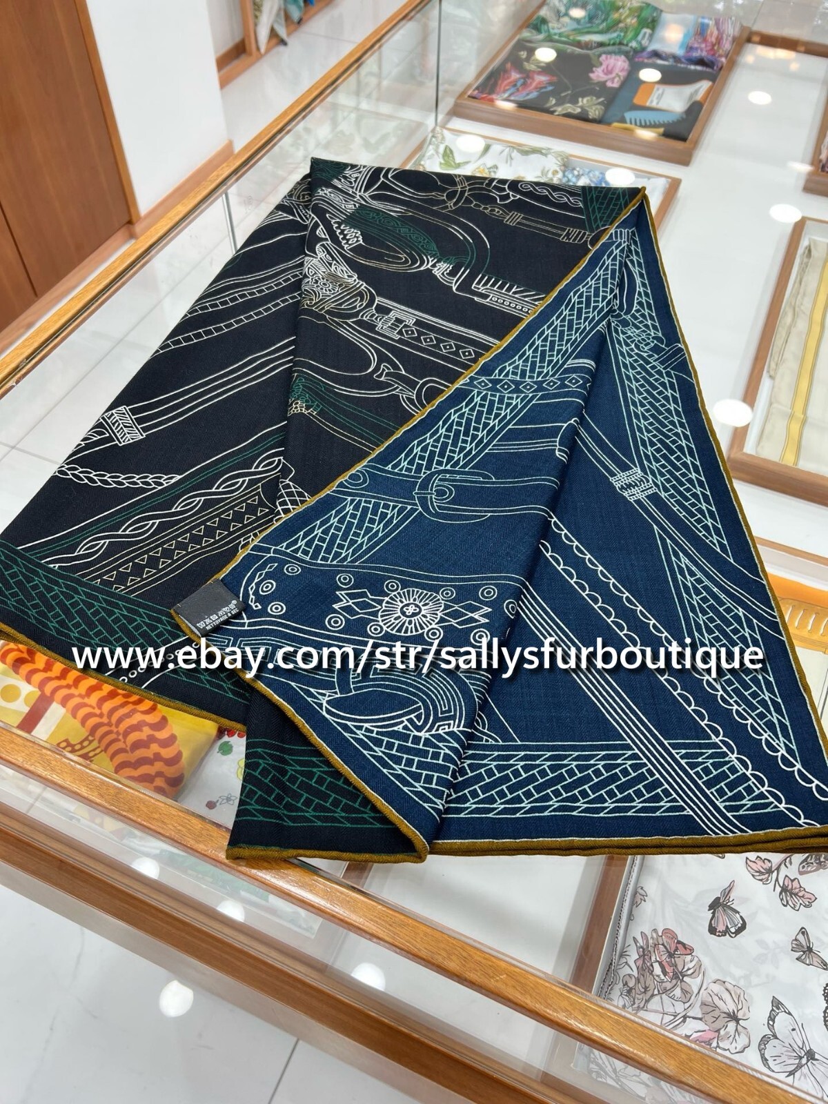 2025 Sally 75% Cashmere 25% silk Stole Saddle Chain Print 2 Face Scarf Shawl 53″