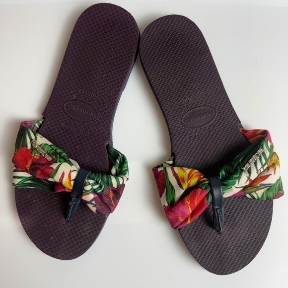 Havaianas Purple Tropical You Saint Tropez Sandals SZ 6 Floral Flip Flops Beach