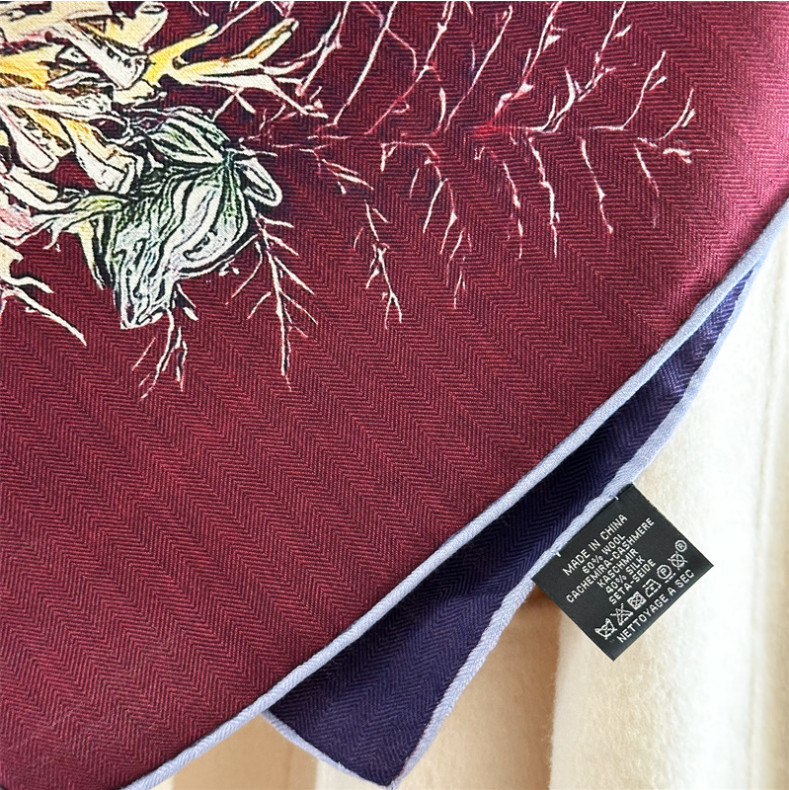70% cashmere 30% silk Underwater Worldr double sided print square Wrap shawl 53″