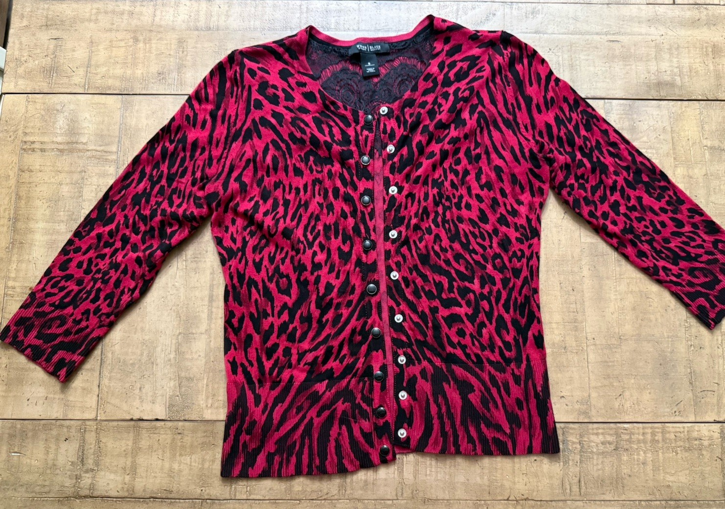 White House Black Market Leopard Pattern Red And Black Size Small Cardigan