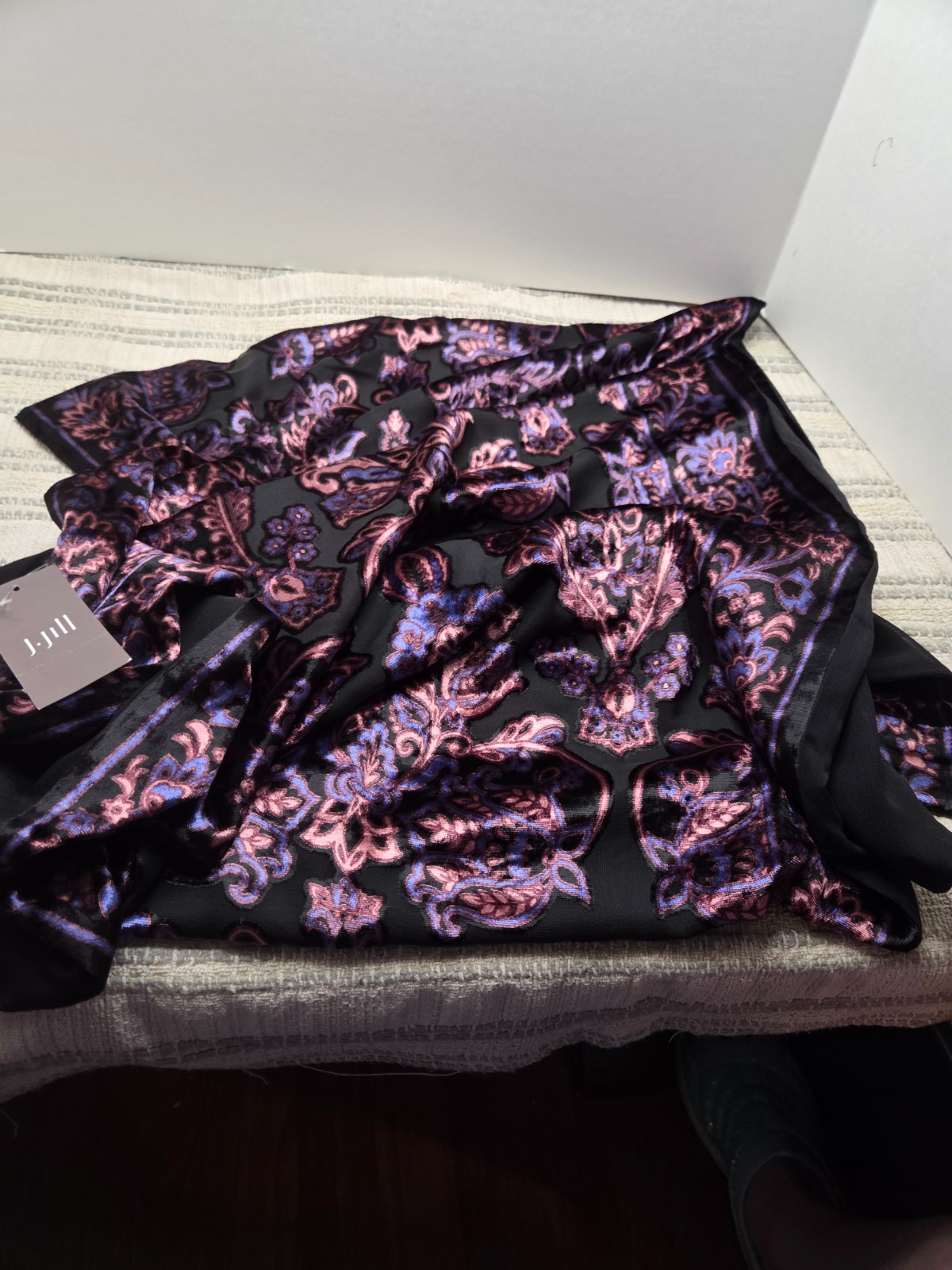 J.Jill wearever collection scarf made in India 73in L x 21 in w