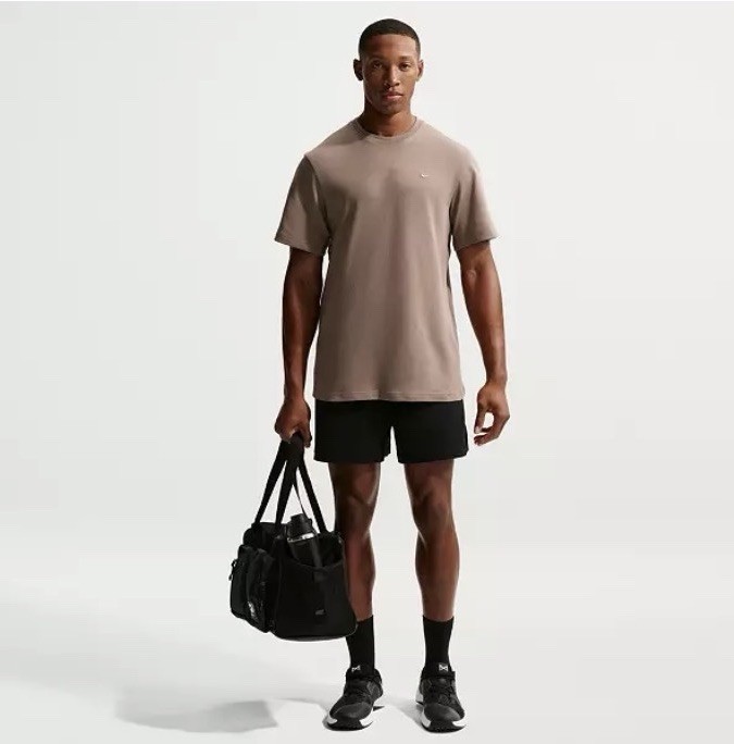 XL NWT Nike Men’s Dri-FIT Primary Training T-Shirt Mink Brown Ultra Soft