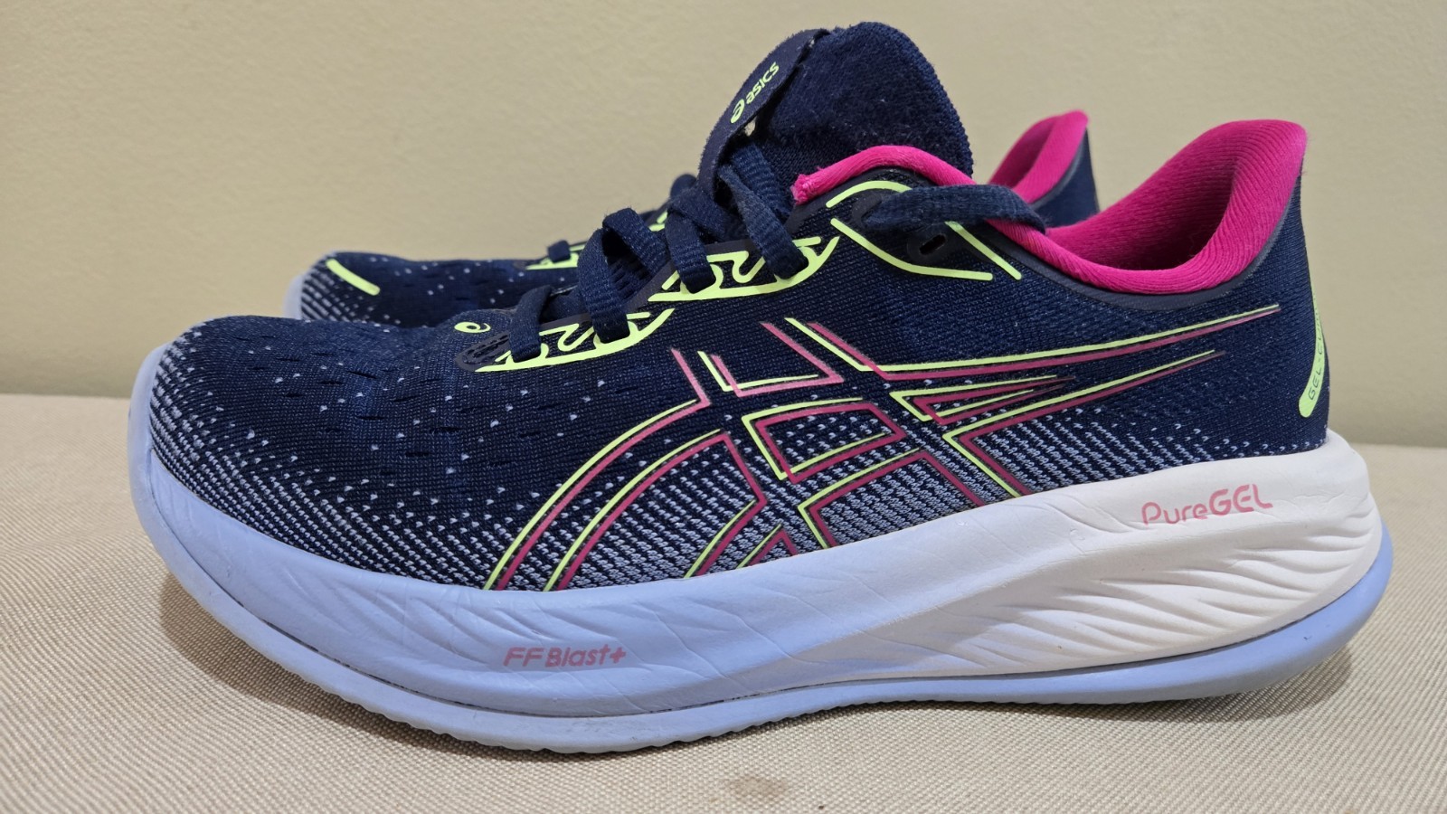 Asics Gel-Cumulus 26 Blue Running Shoes WOMENS SZ 7.5 VERY NICE!