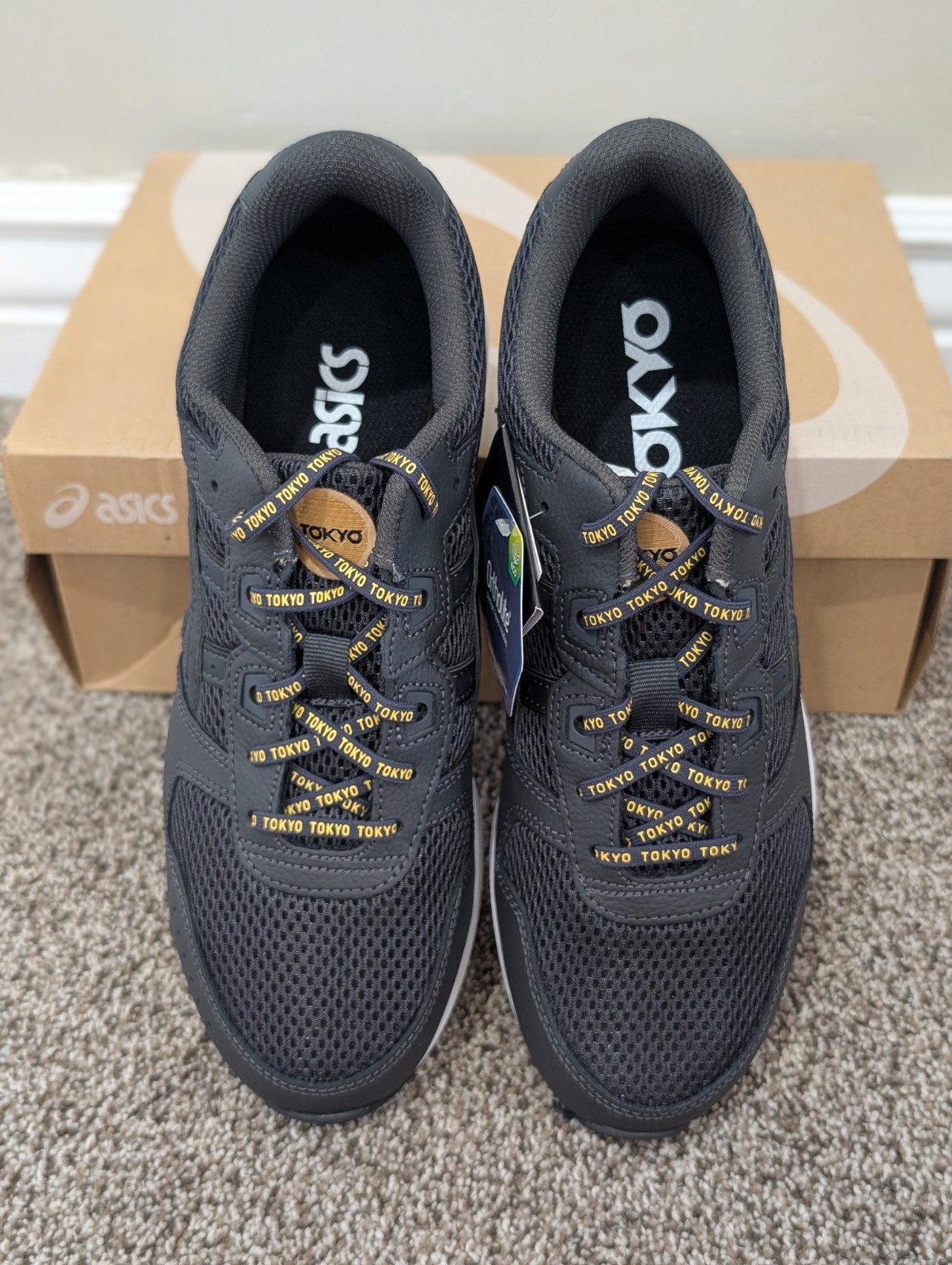 Size 7.5 Men’s Asics Lyte Classic Grey/Black Lace Up Athletic Shoes 1201A028-020