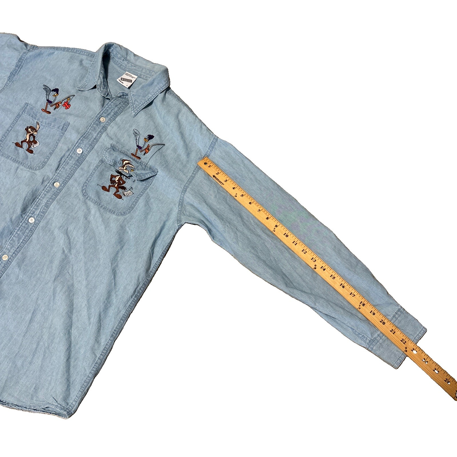 Vintage Warner Bros Looney Tunes Embroidered Blue Denim Button Up Shirt Men L