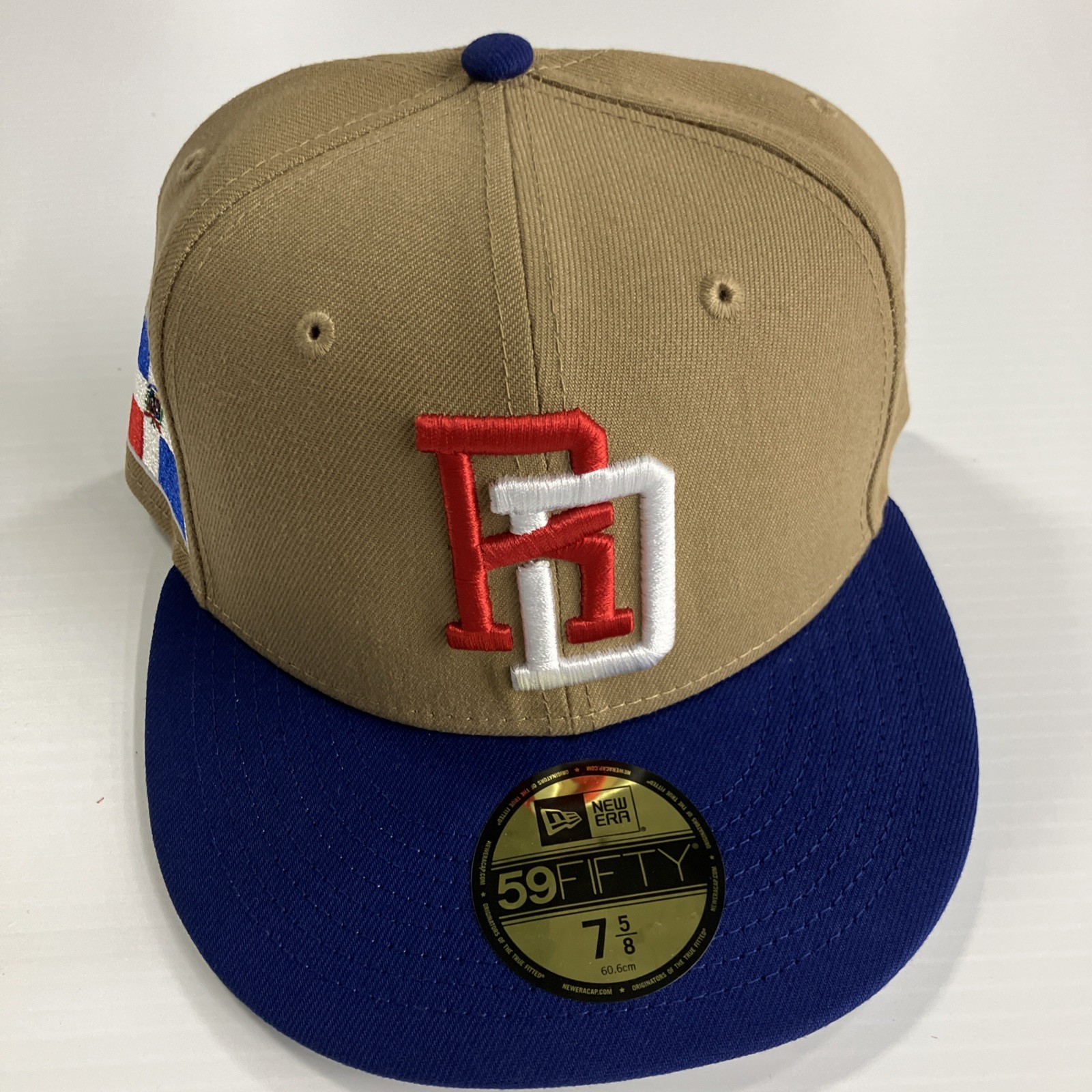 New Era 59FIFTY World Baseball Classic Dominican Republic Fitted Hat Tan 7 5/8