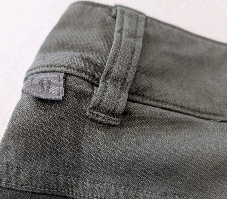 Lululemon Stretch Khaki Pants Waist 36″ Inseam 33″ Length 42″ Size 16 *READ