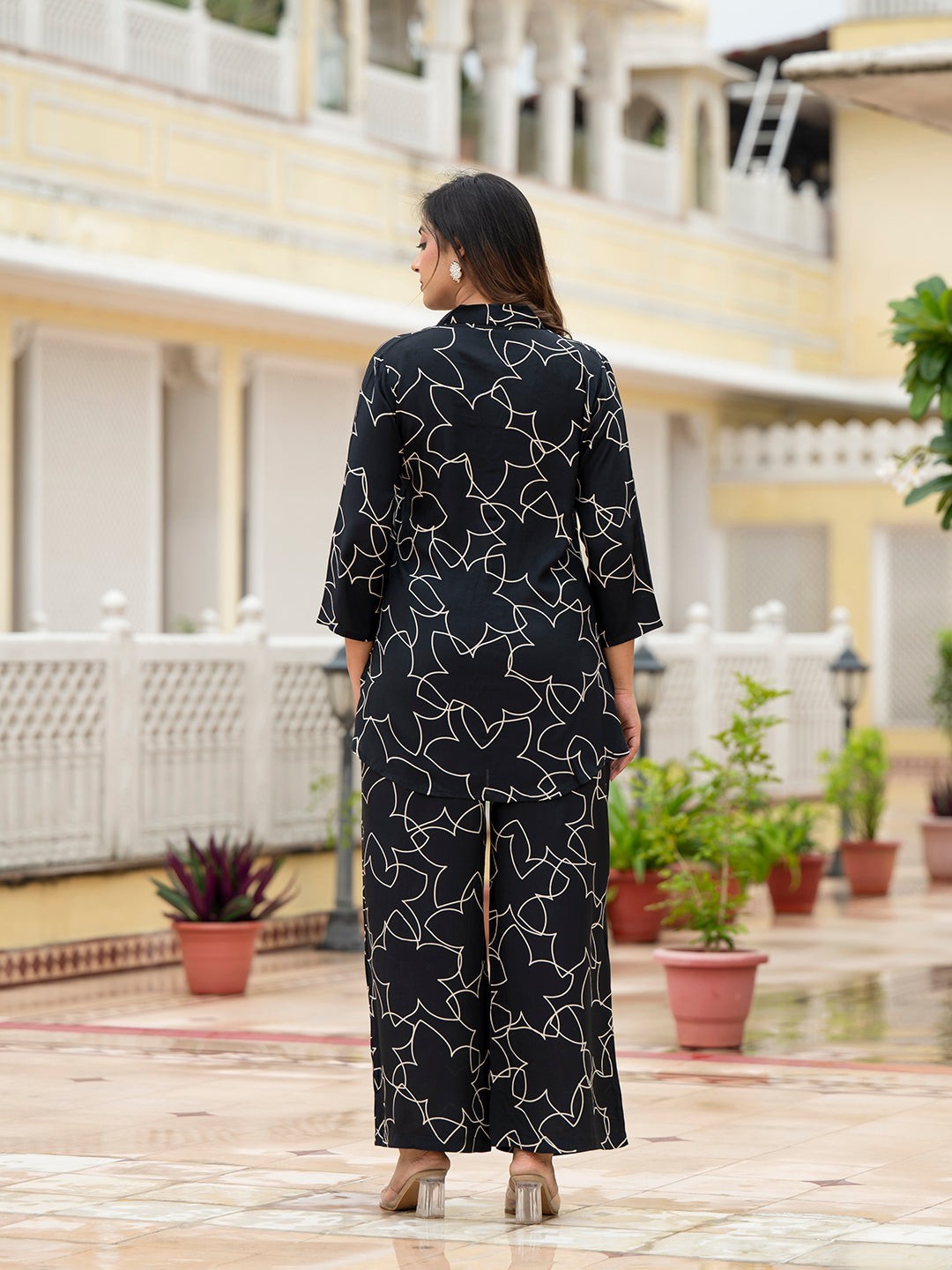 Black Printed Muslin Co-Ord Set for Women Summer Vacation Lounge Wear