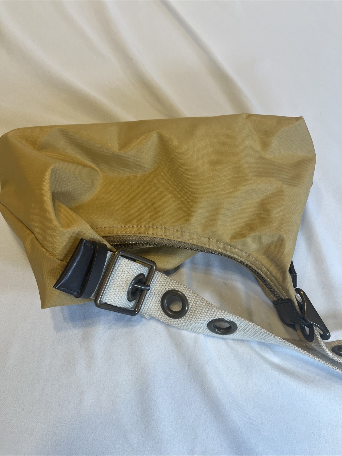 Gap Tan Shoulder Bag Mini Purse Y2K Zip Shut 9.5 x 4.5 Inches Canvas Strap