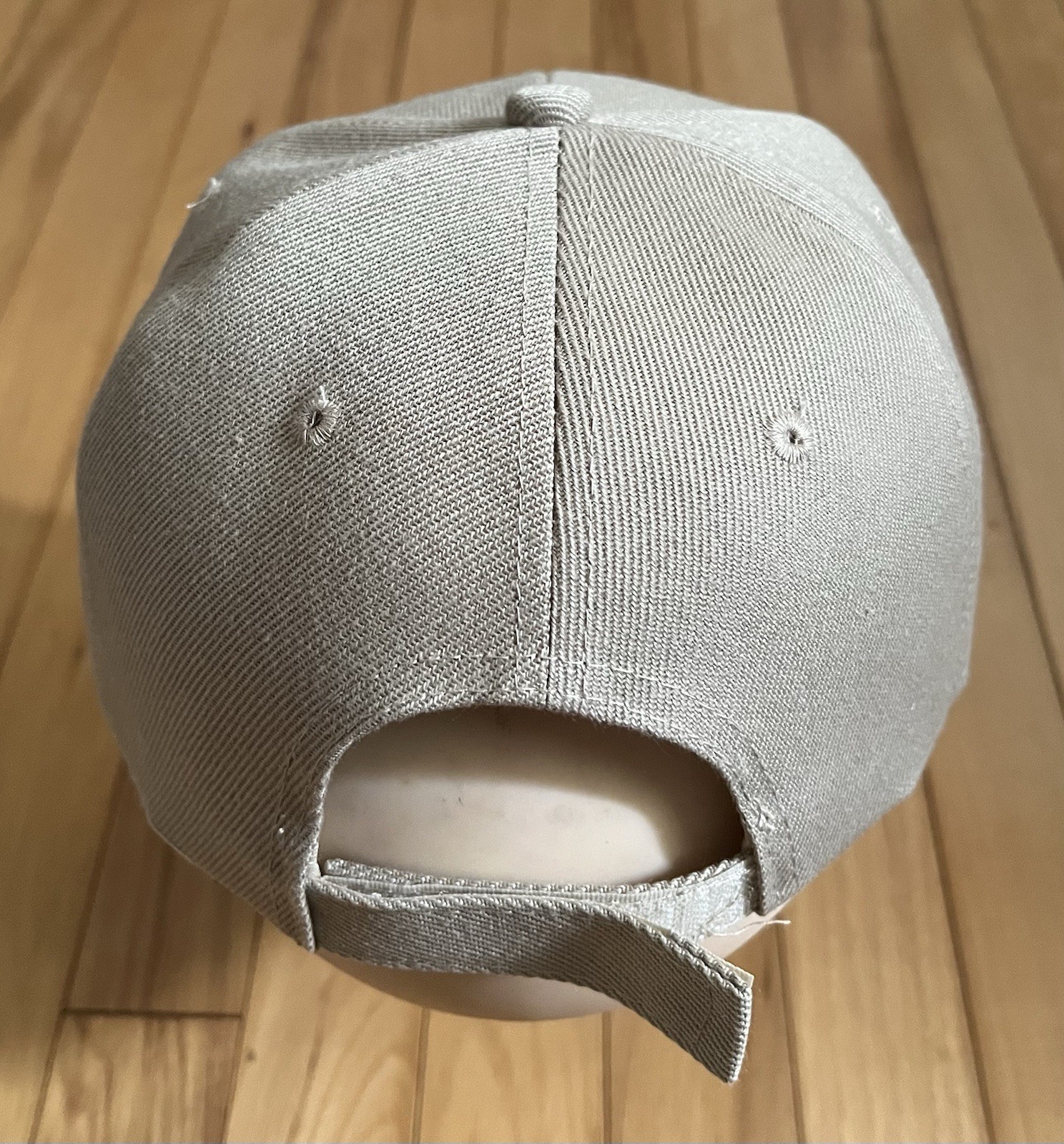 Callaway Gray Baseball Cap. Hat. *** A hat worth more than its price.