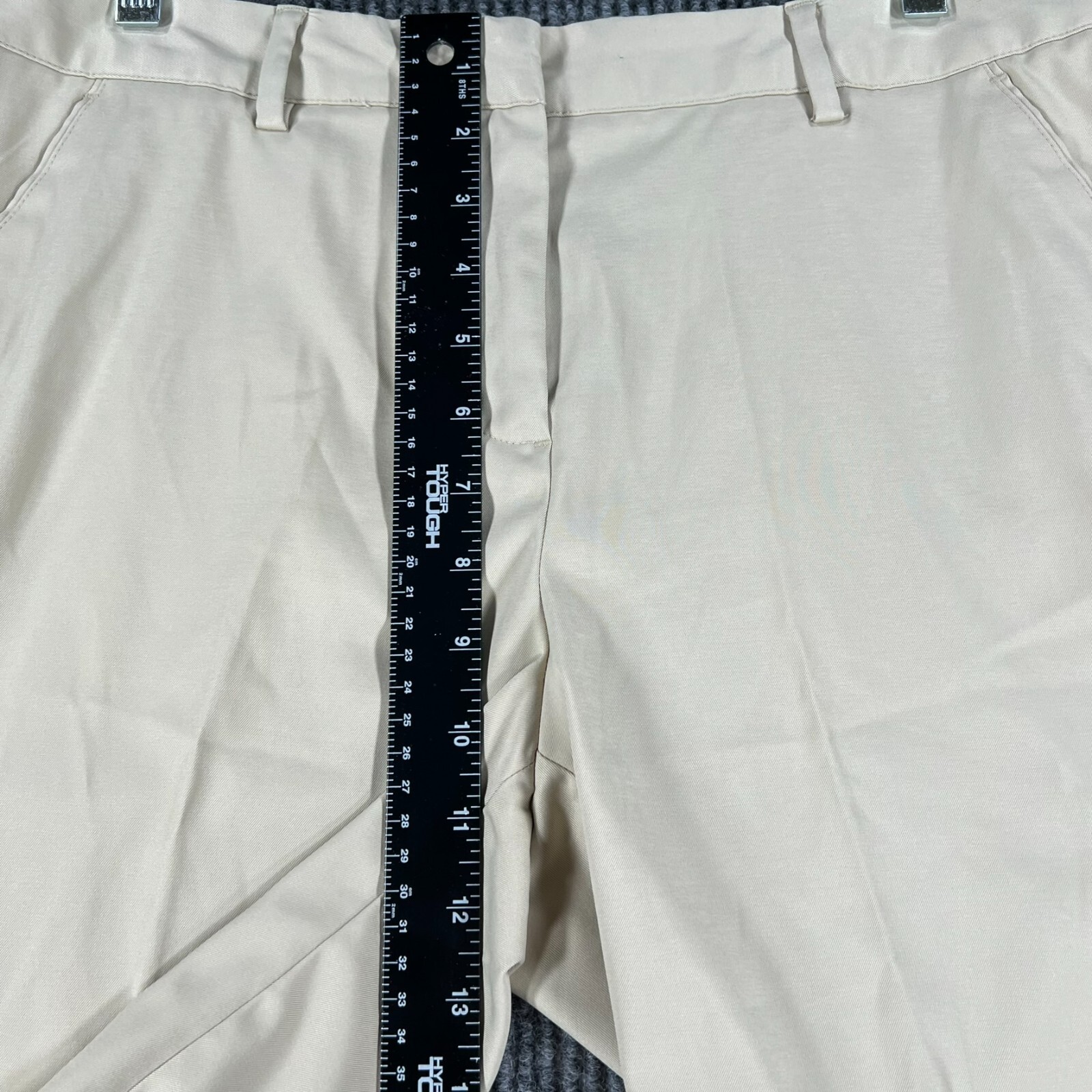 Greg Norman Womens Shorts Size 10 Beige Golf Outdoor Hiking Walking Chino